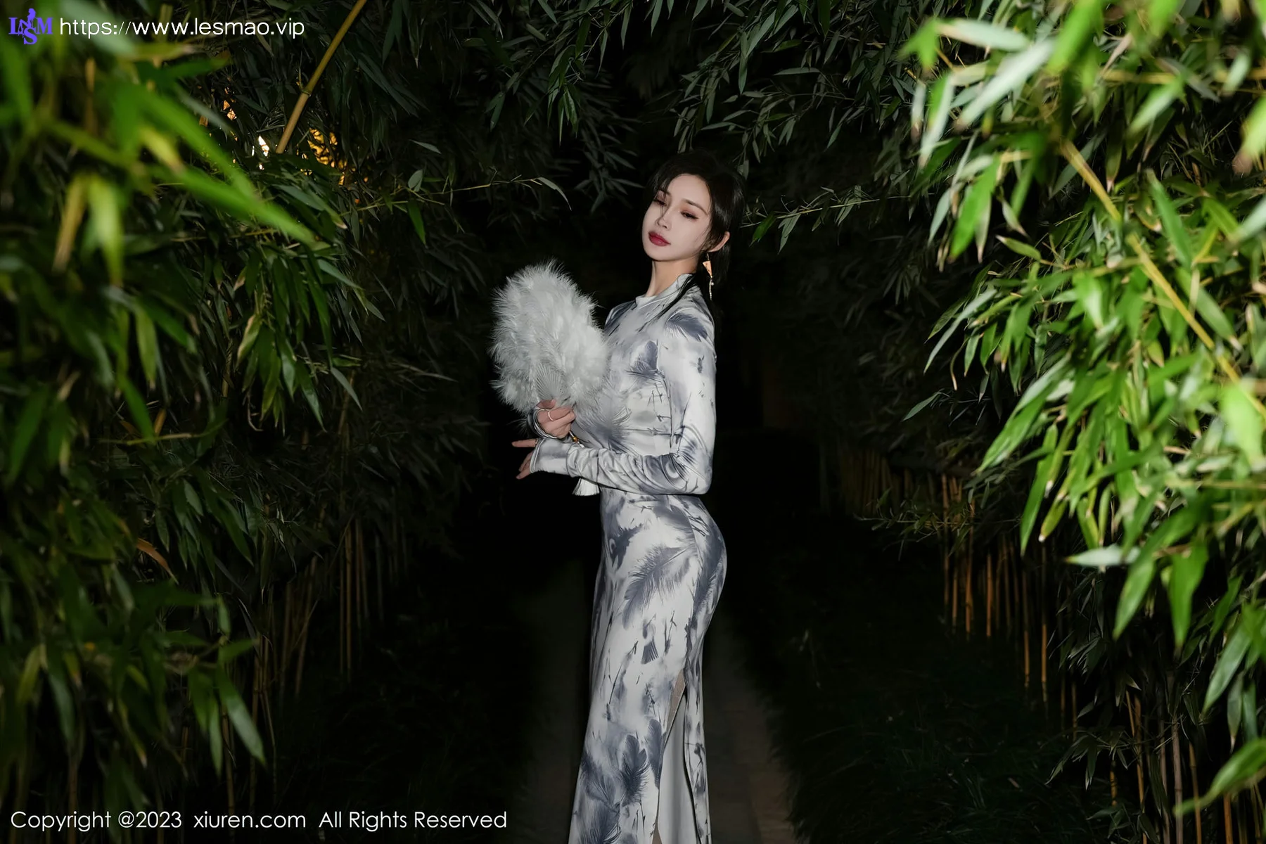 XiuRen 秀人 No.7744  Carol周妍希 户外旗袍服饰性感写真3 - 6