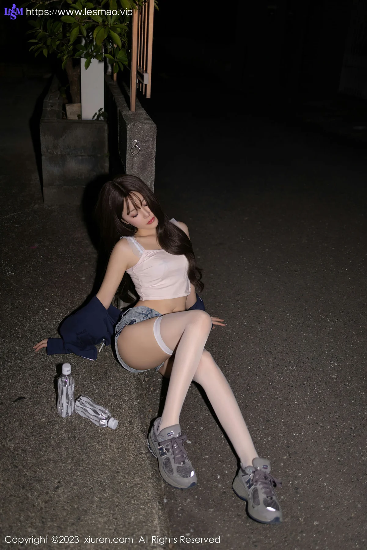XiuRen 秀人 No.7817  鱼子酱Fish 超短牛仔裤性感写真1 - 3