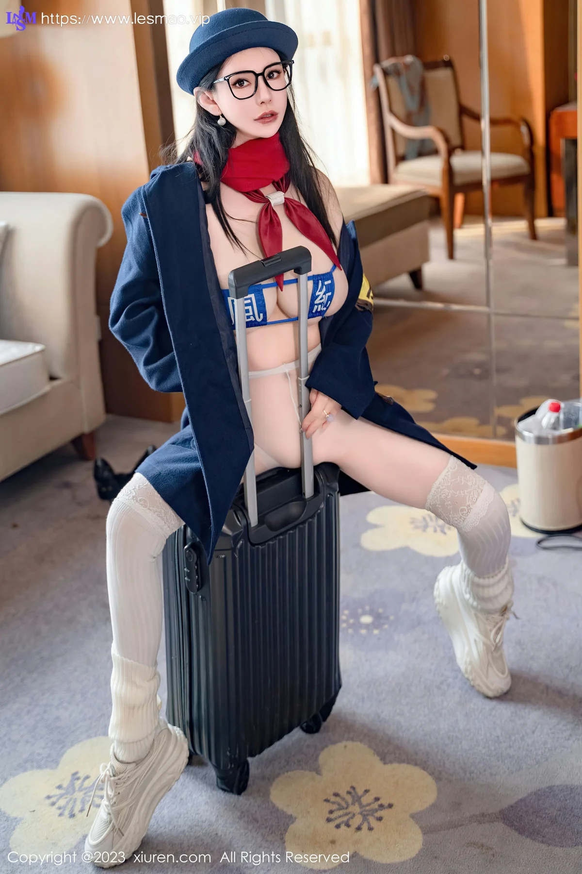 XiuRen 秀人 No.7839  悦悦姐 肉弹轰炸机首套写真22 - 4