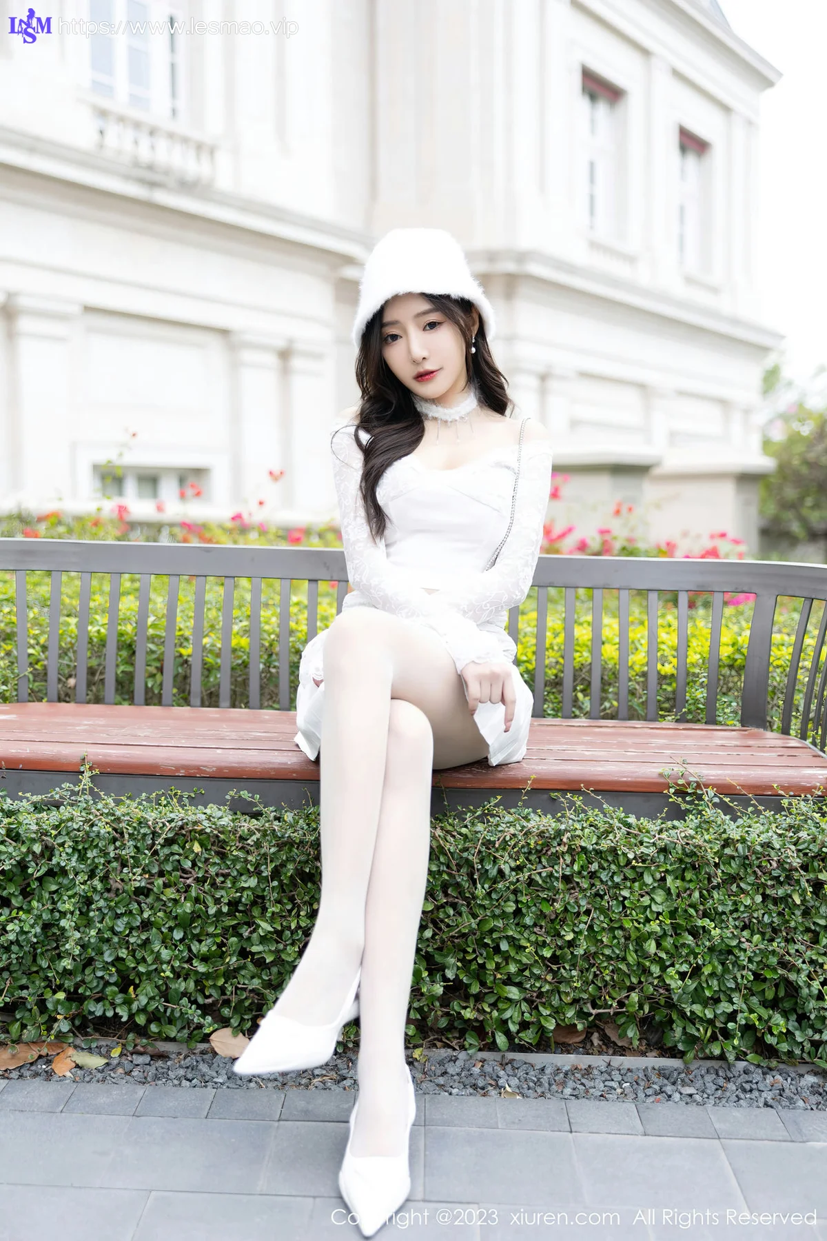 XiuRen 秀人 No.7863  王馨瑶yanni 魅惑灰丝性感写真1 - 8