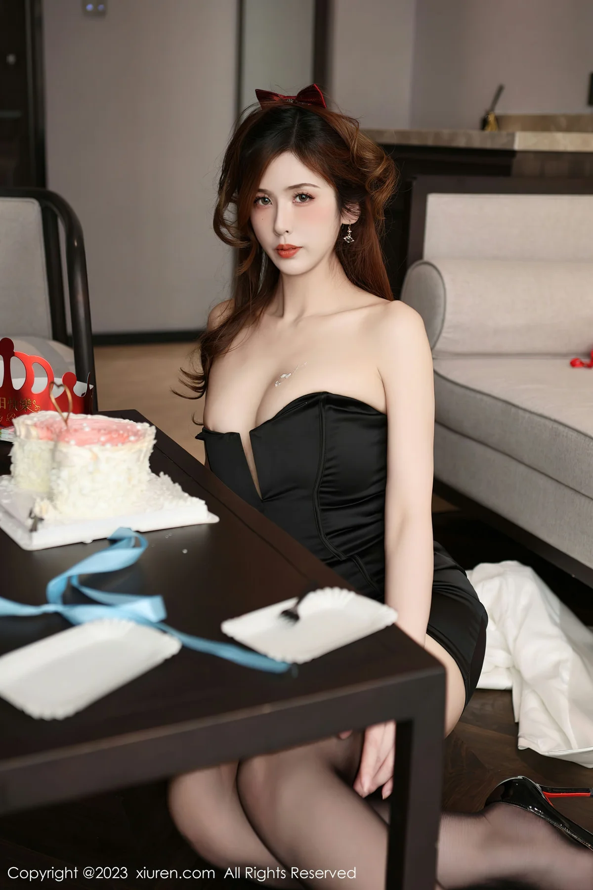 XiuRen 秀人 No.7872  月野兔美妞 魅惑黑丝性感写真 - 10