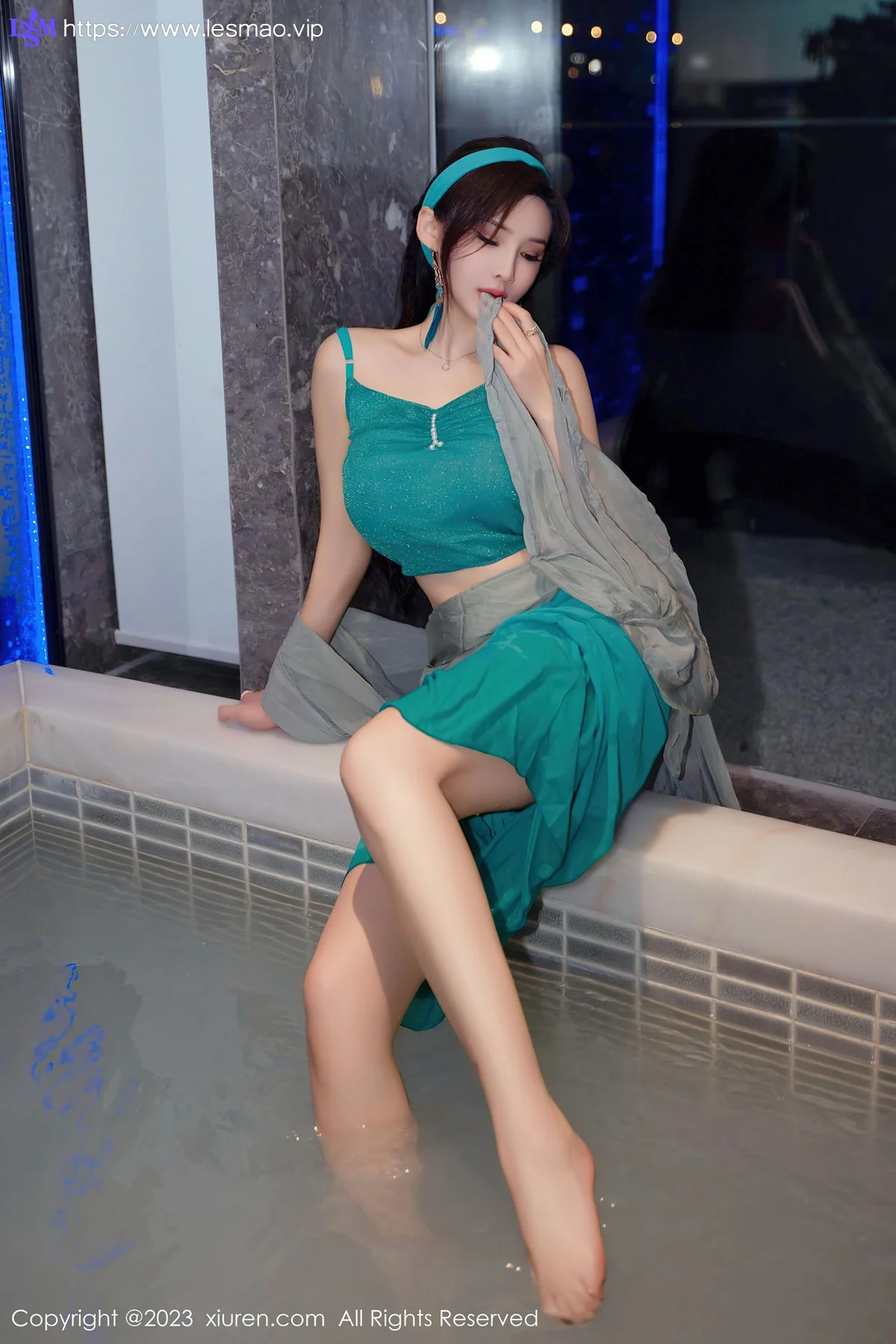 XiuRen 秀人 No.7886  Carol周妍希 温泉主题拍摄性感写真 - 3