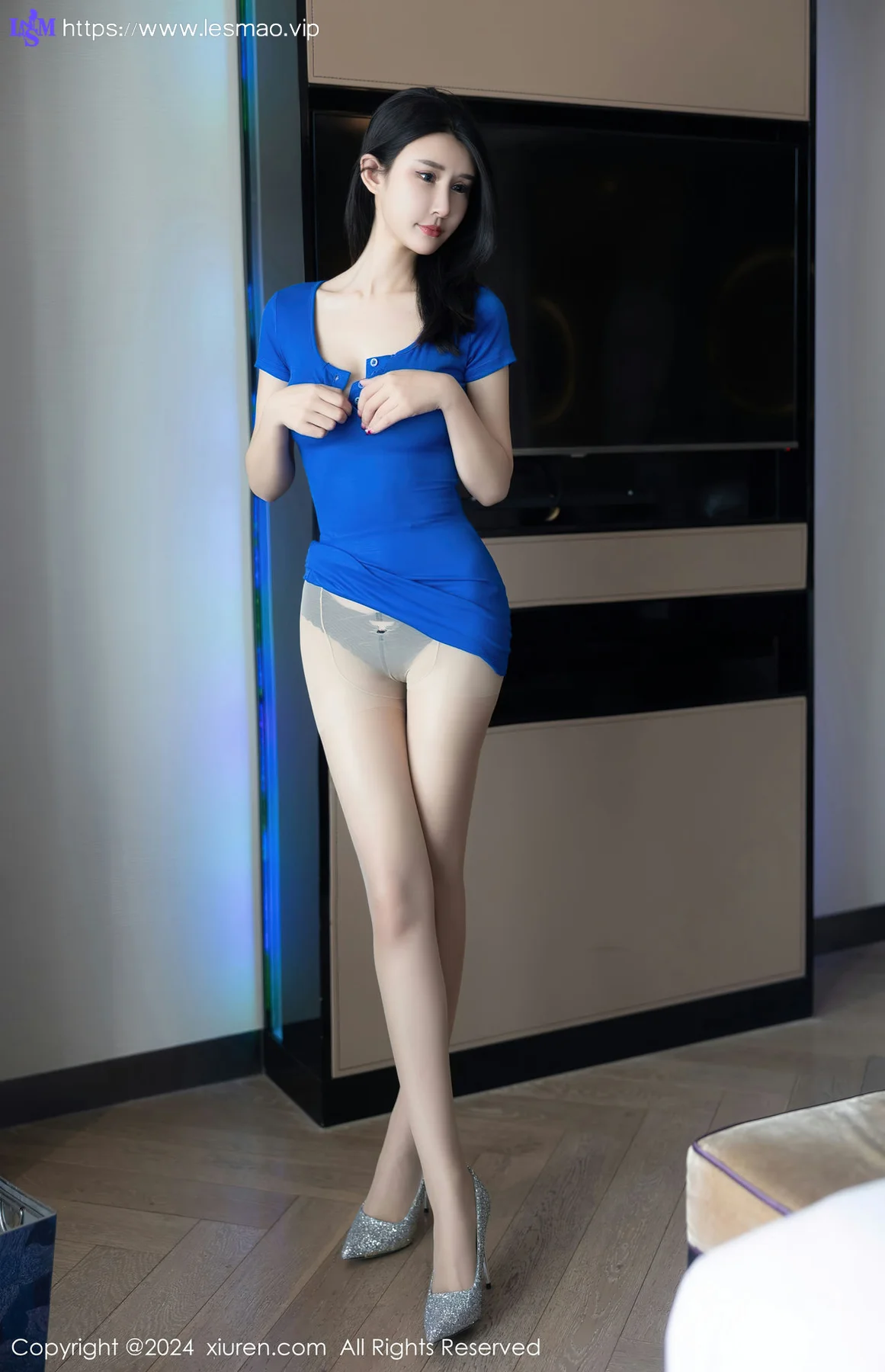 XiuRen 秀人 No.7900  艺艺yiyi 原色丝袜性感写真1 - 9