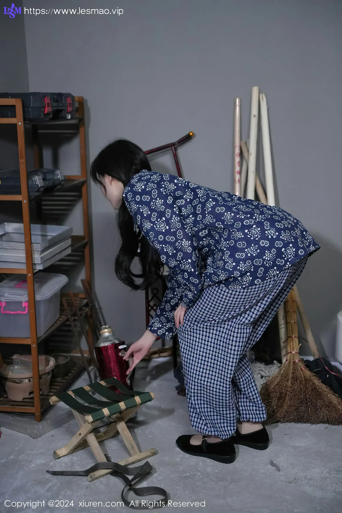XiuRen 秀人 No.7915  Carol周妍希 民工宿舍拍摄性感写真33 - 8