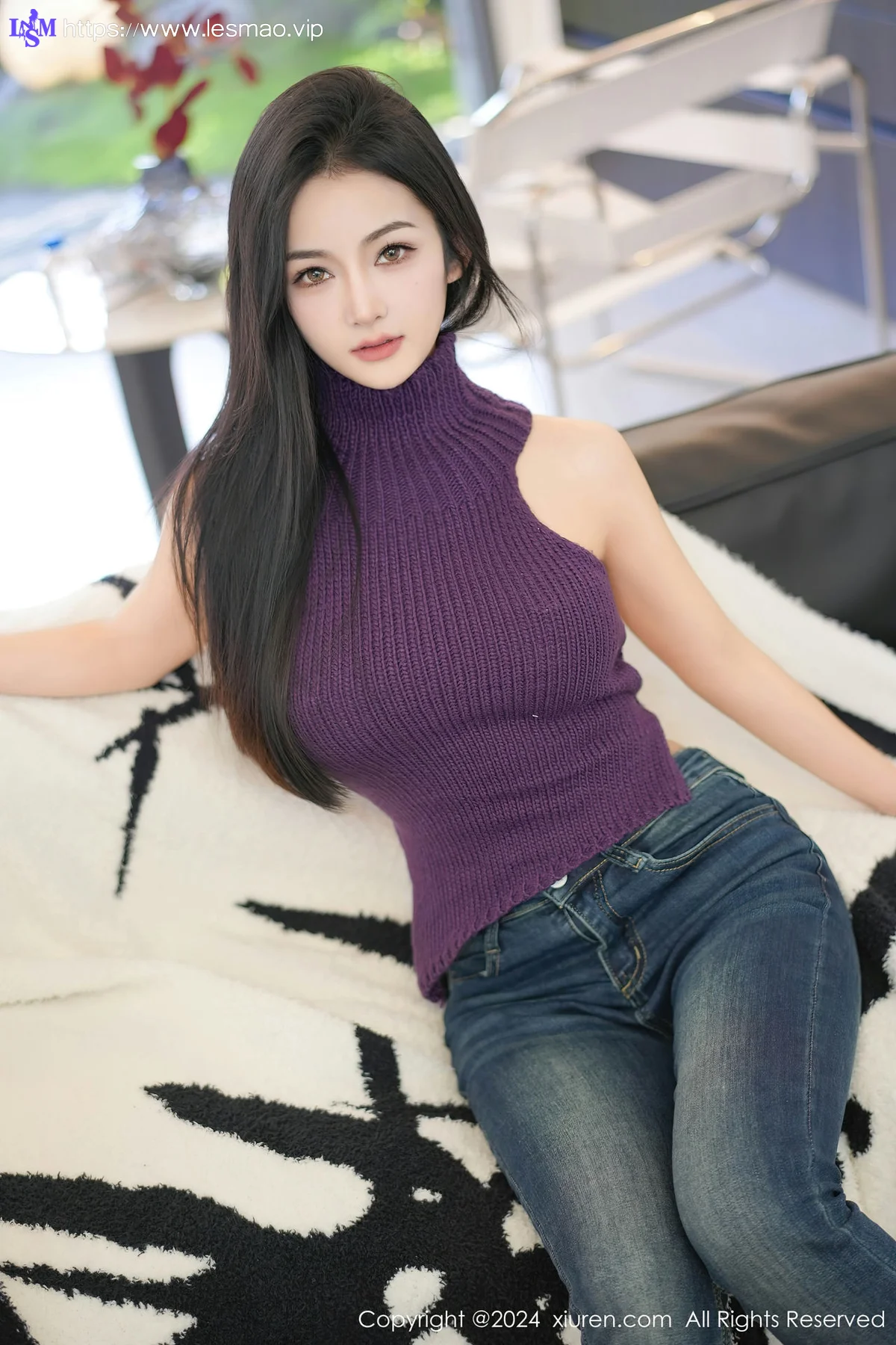 XiuRen 秀人 No.7918  谭小灵 诱人原色丝袜性感写真2 - 4