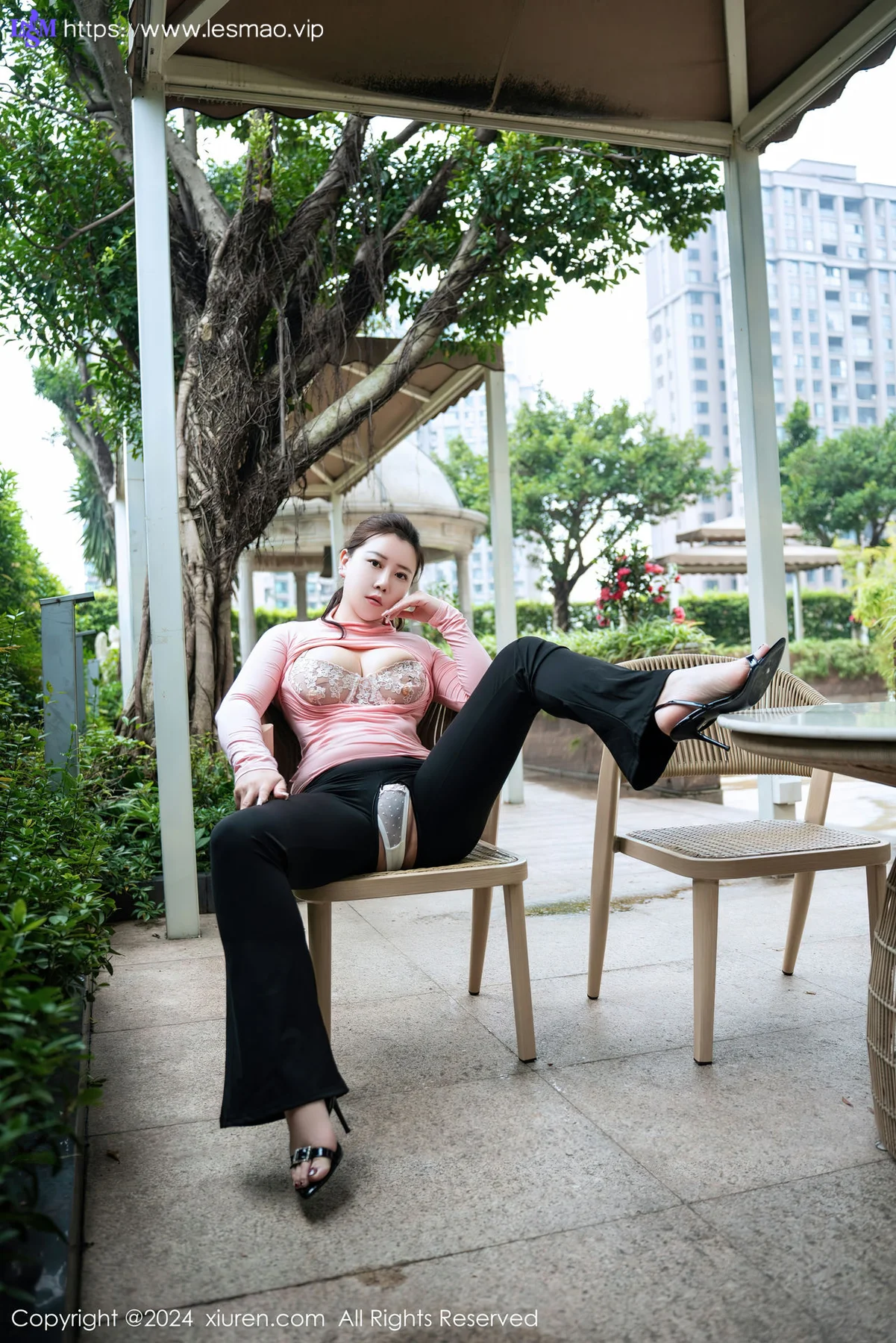 XiuRen 秀人 No.7943  王婉悠Queen 娇媚丰腴性感写真33 - 2