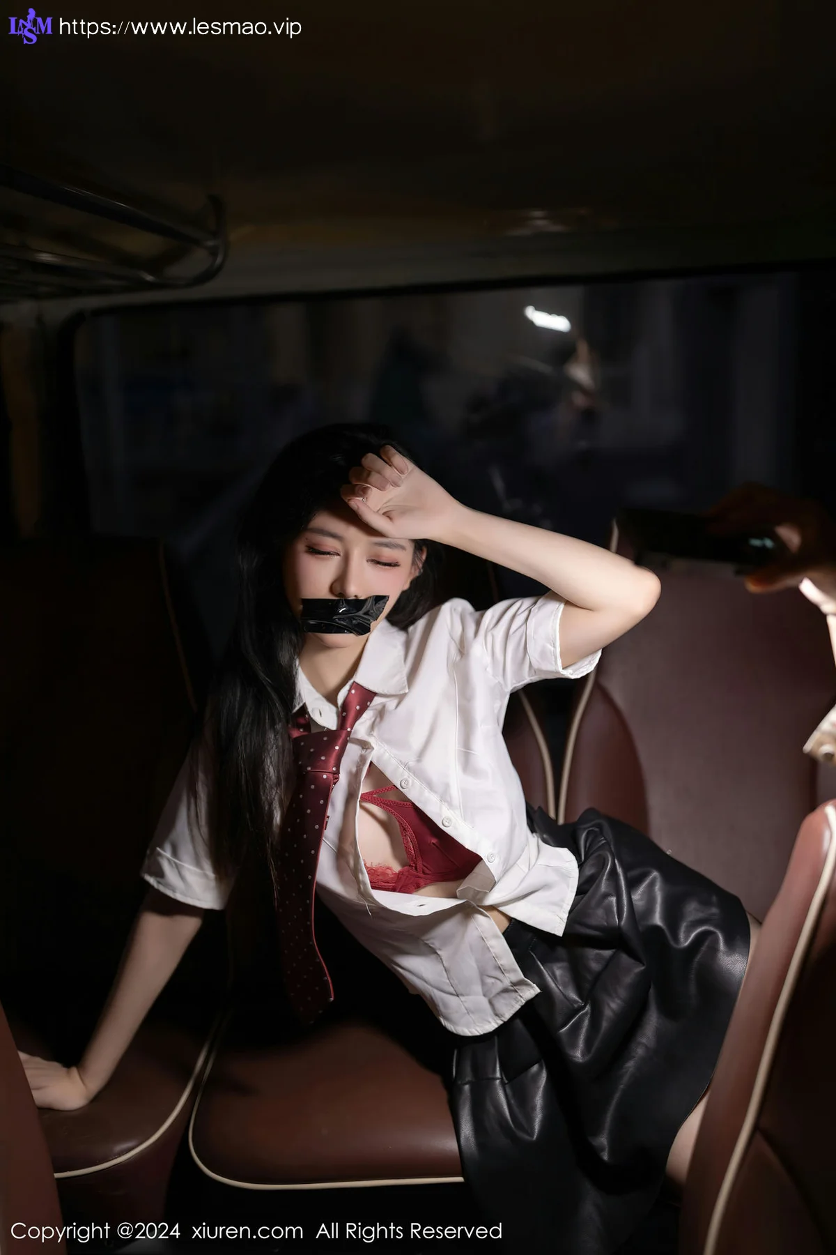 XiuRen 秀人 No.7957  幼幼 学妹服饰装扮性感写真111 - 10