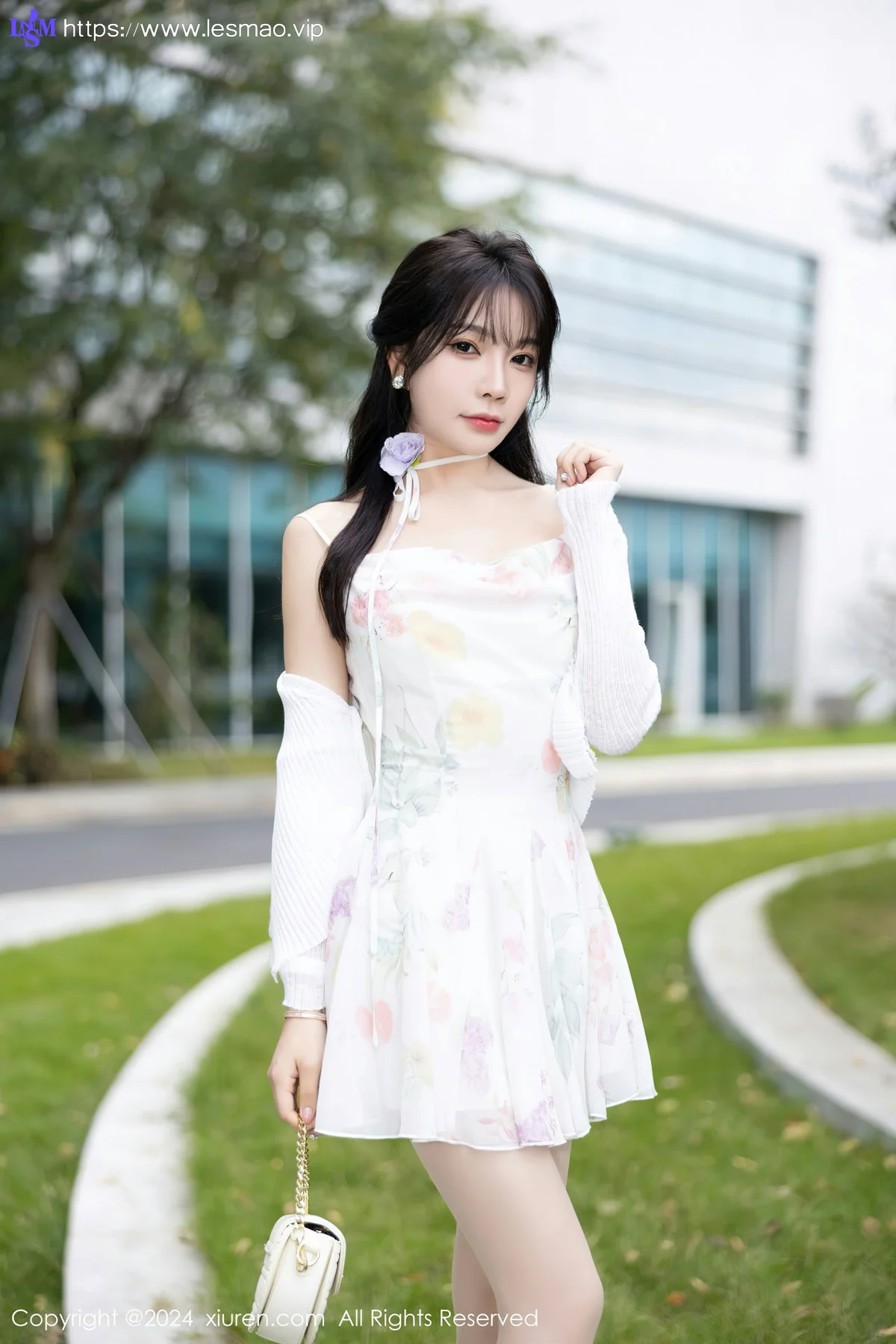 XiuRen 秀人 No.7959  徐莉芝Booty 黑色情趣性感写真1 - 2