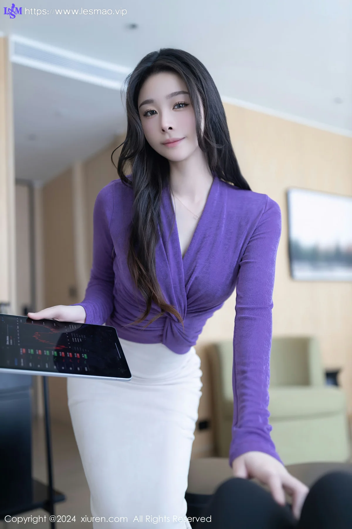 XiuRen 秀人 No.7982  小逗逗 基金经理角色扮演性感写真1 - 8