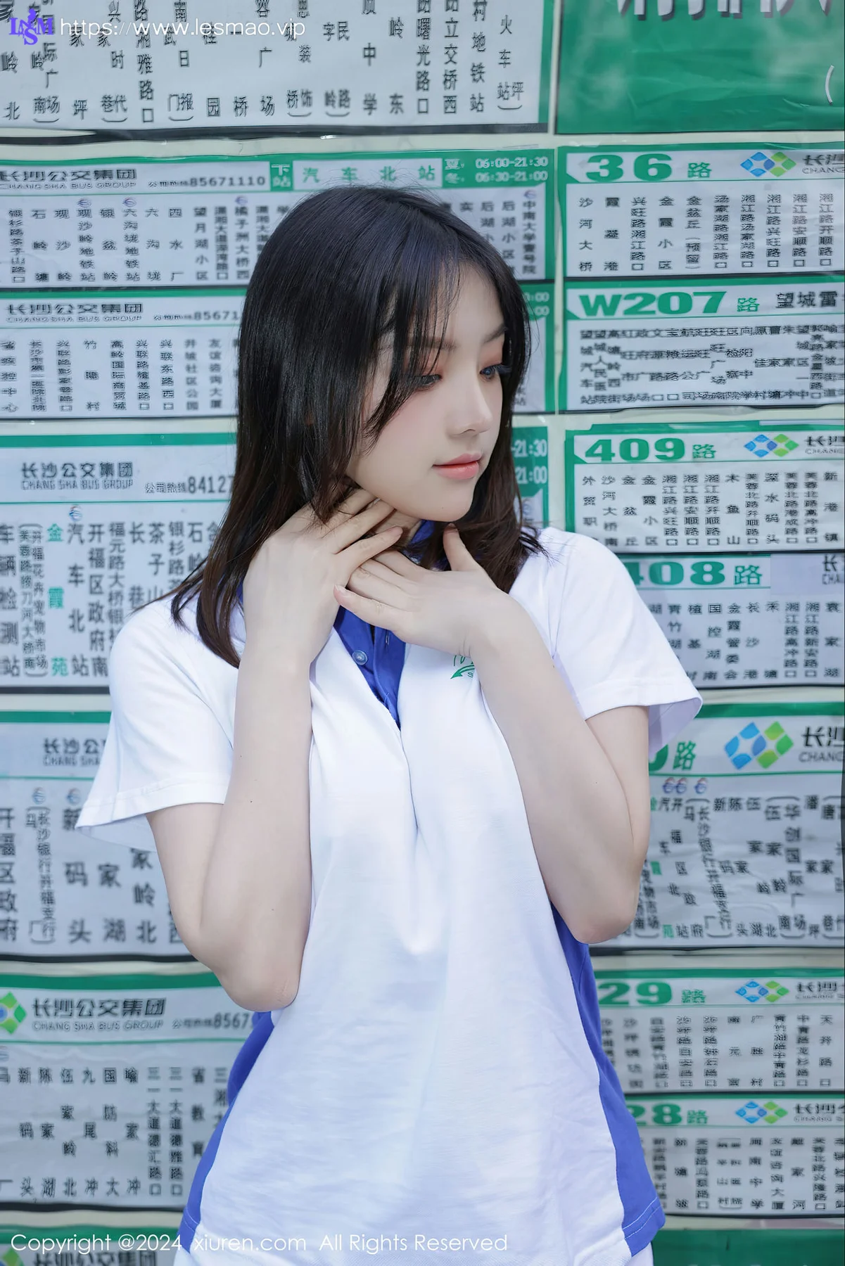 XiuRen 秀人 No.7994  豆瓣酱 公交车场景性感写真111 - 1