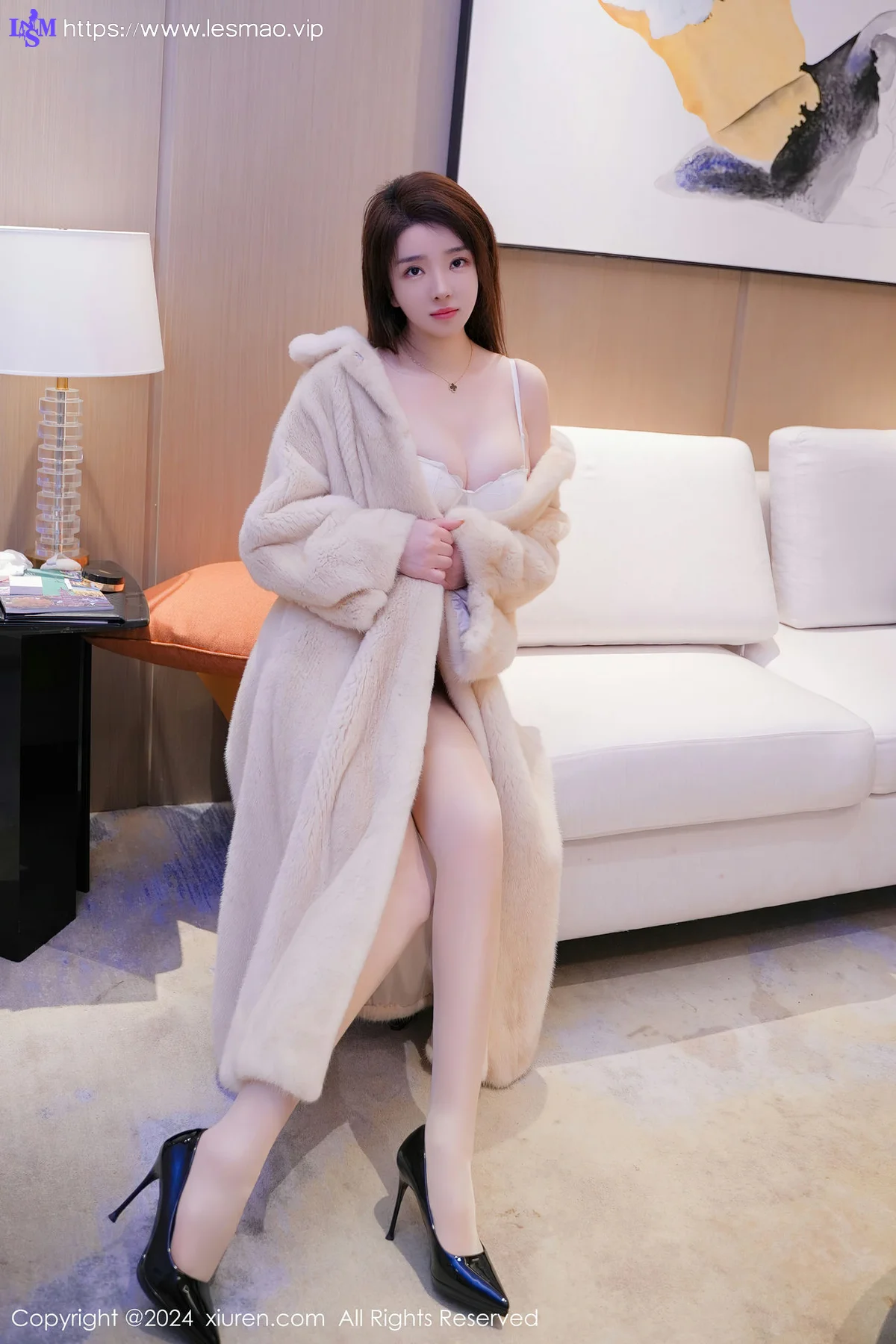 XiuRen 秀人 No.8013  雨儿酱eve 浅色睡袍性感写真333 - 1