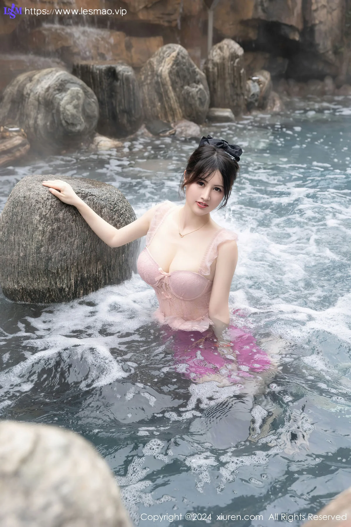 XiuRen 秀人 No.8039  诗诗kiki 粉色情趣吊灯短裙性感写真 - 3