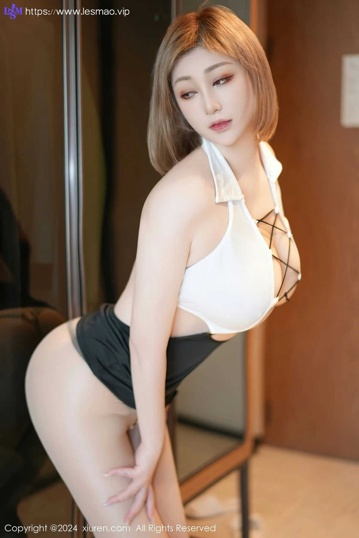 XiuRen 秀人 No.8052  妲己_Toxic 白色情趣泰国心愿旅拍33 - 7