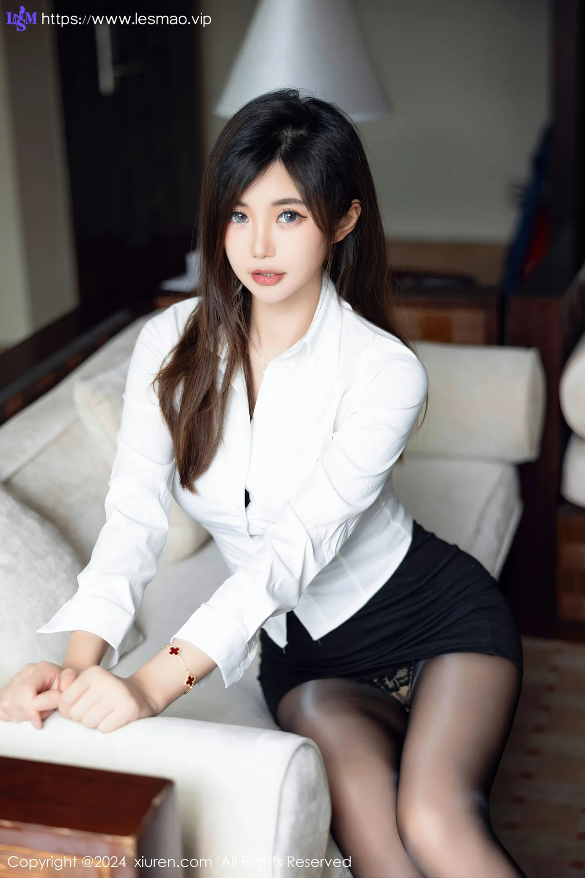 XiuRen 秀人 No.8053  绮里嘉ula 黑色蕾丝内衣三亚心愿旅拍1 - 6