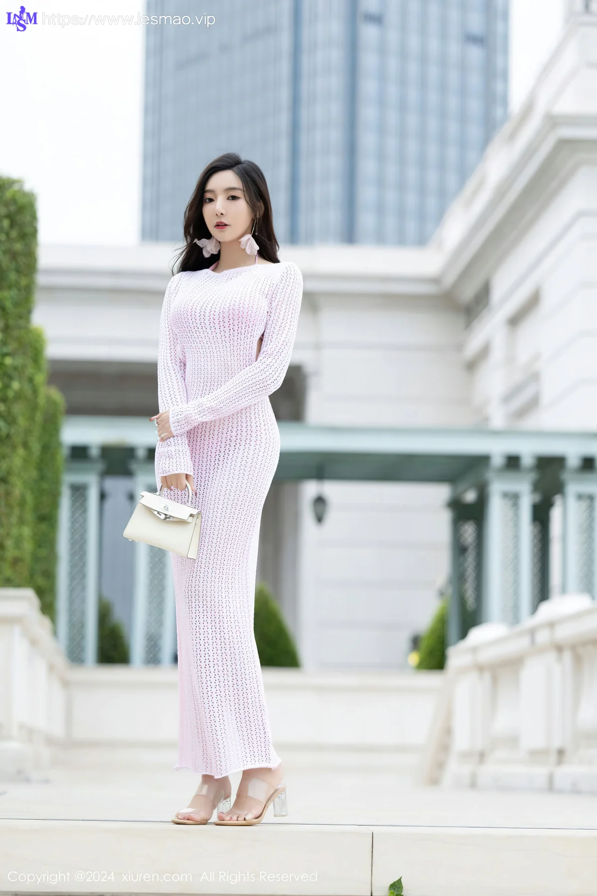 XiuRen 秀人 No.8055  王馨瑶yanni 魅惑黑丝性感写真2 - 1