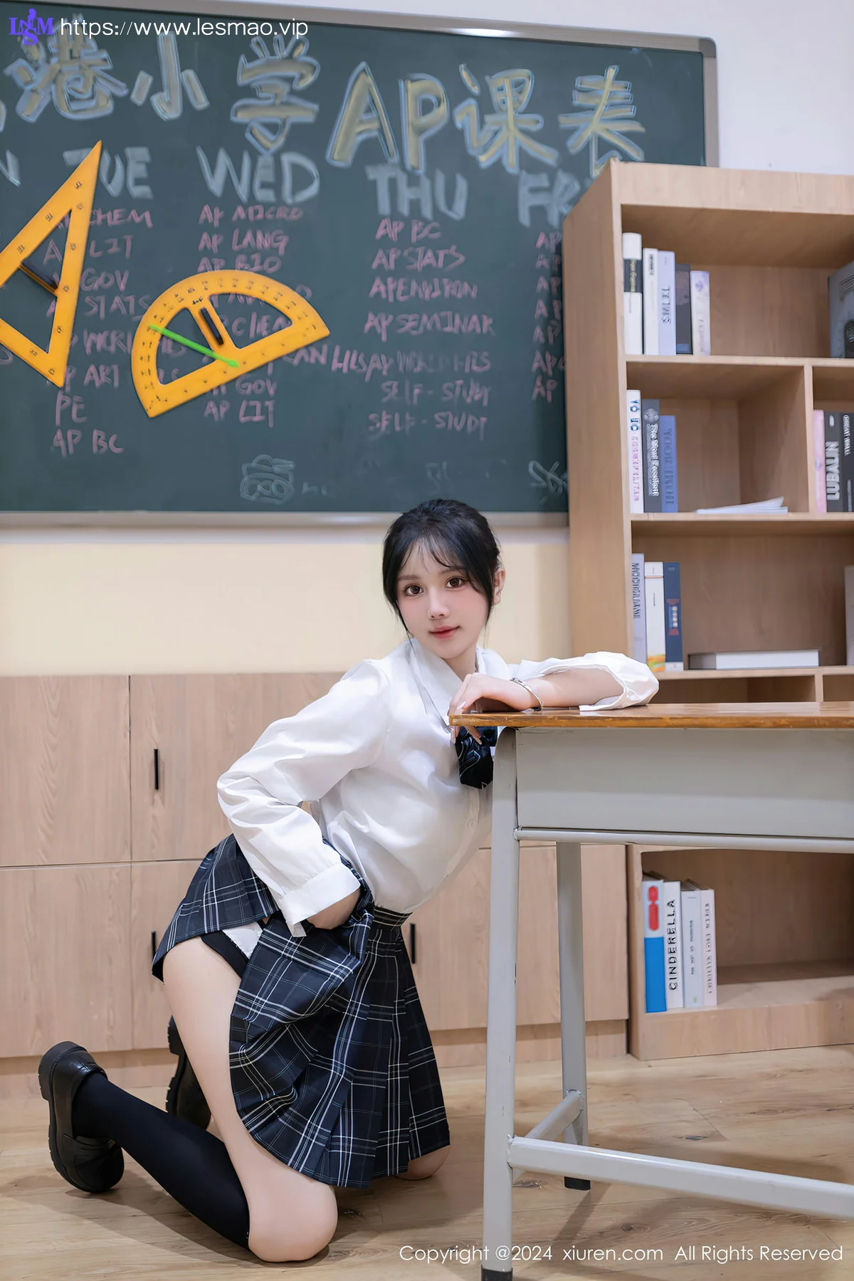 XiuRen 秀人 No.8058  幼幼 教室调教性感套装性感写真111 - 2