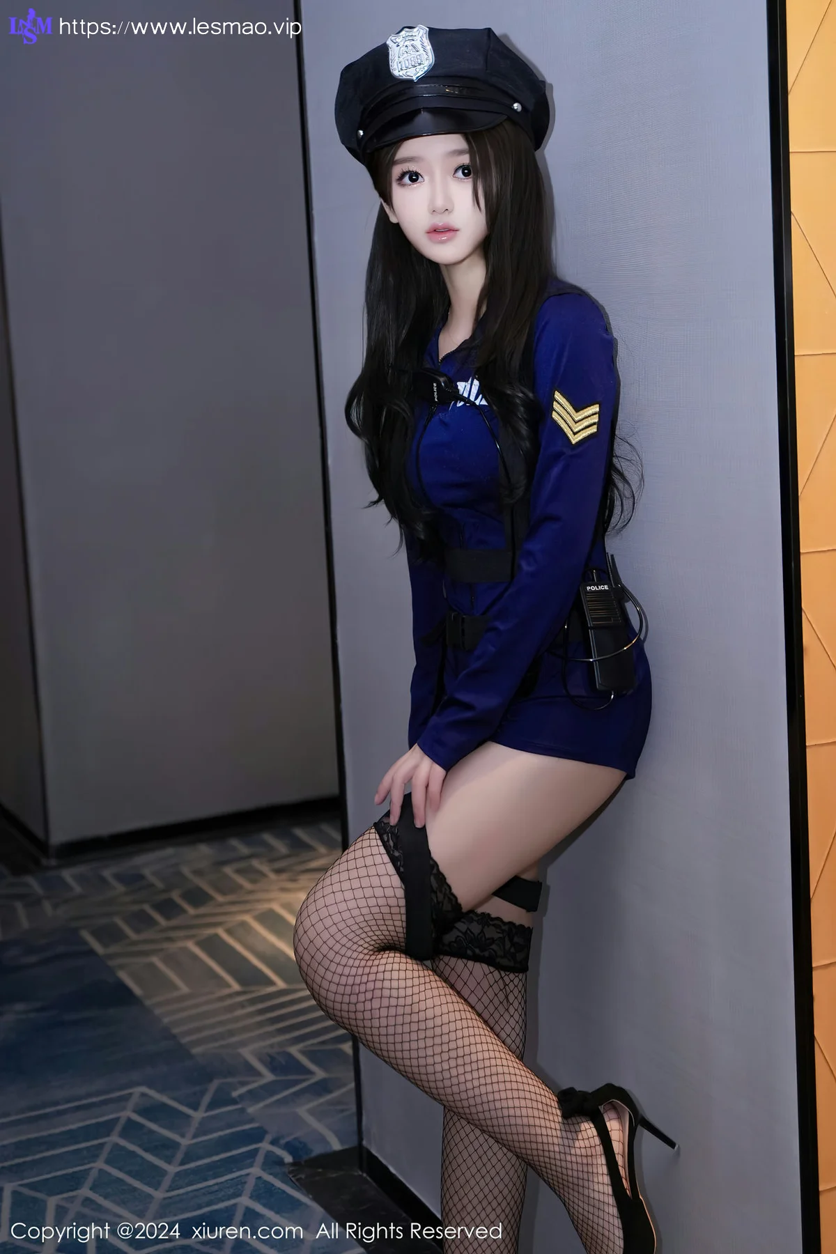 XiuRen 秀人 No.8066  奶茶味的包子 首套写真深蓝色情趣制服11 - 8