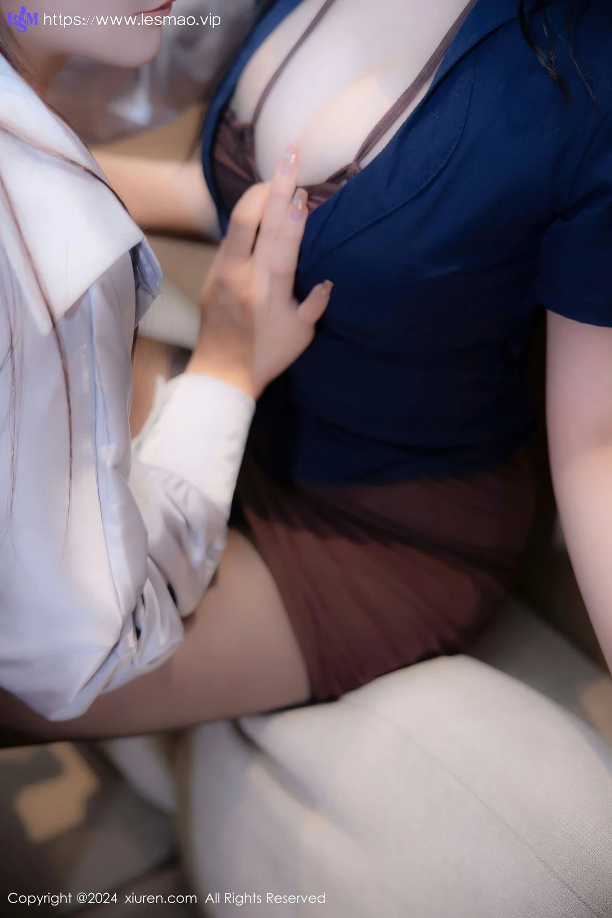 XiuRen 秀人 No.8071  林幼一两位性感女神模特合集写真11 - 6