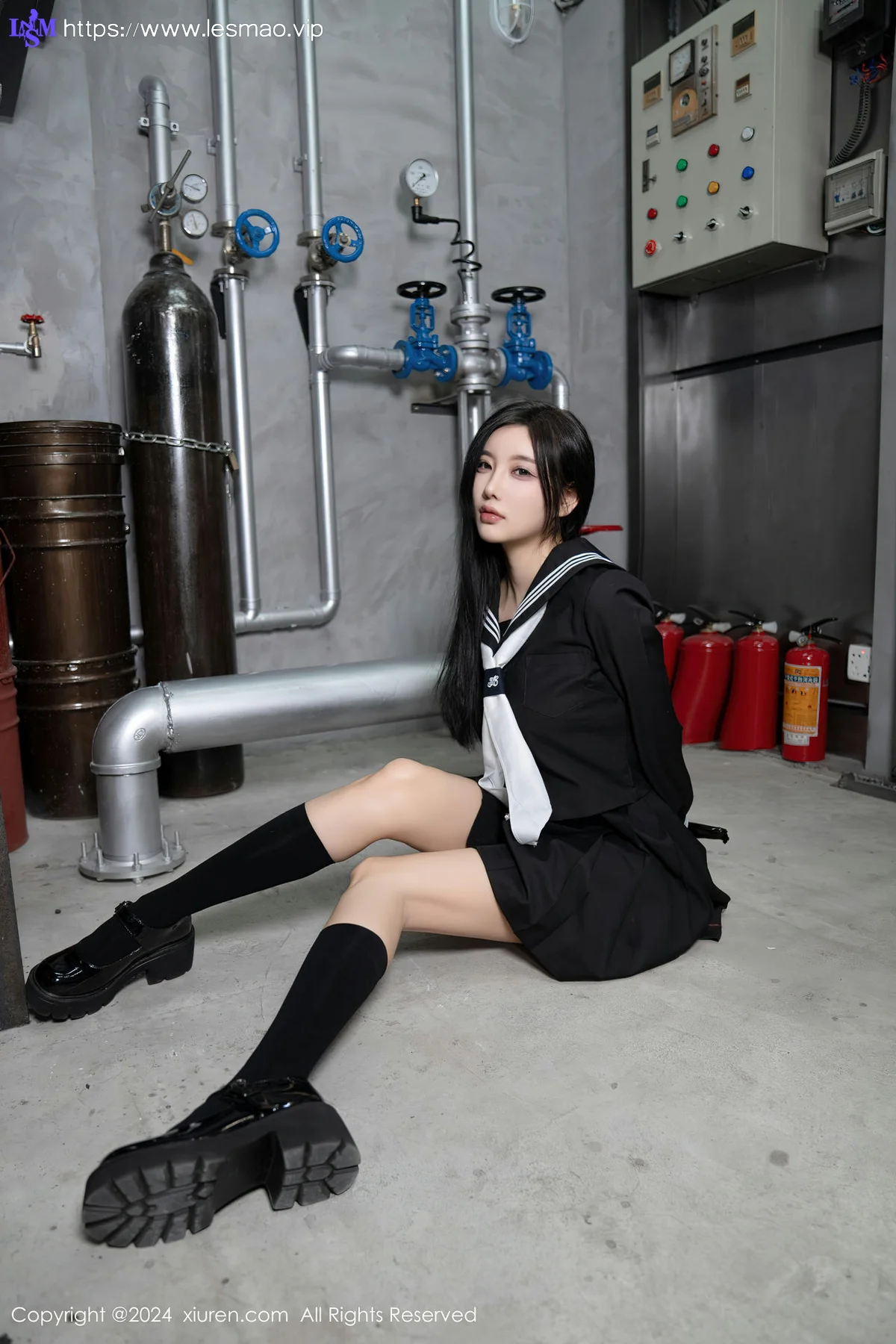 XiuRen 秀人 No.8080  杨晨晨Yome 魅惑黑丝性感写真11 - 6