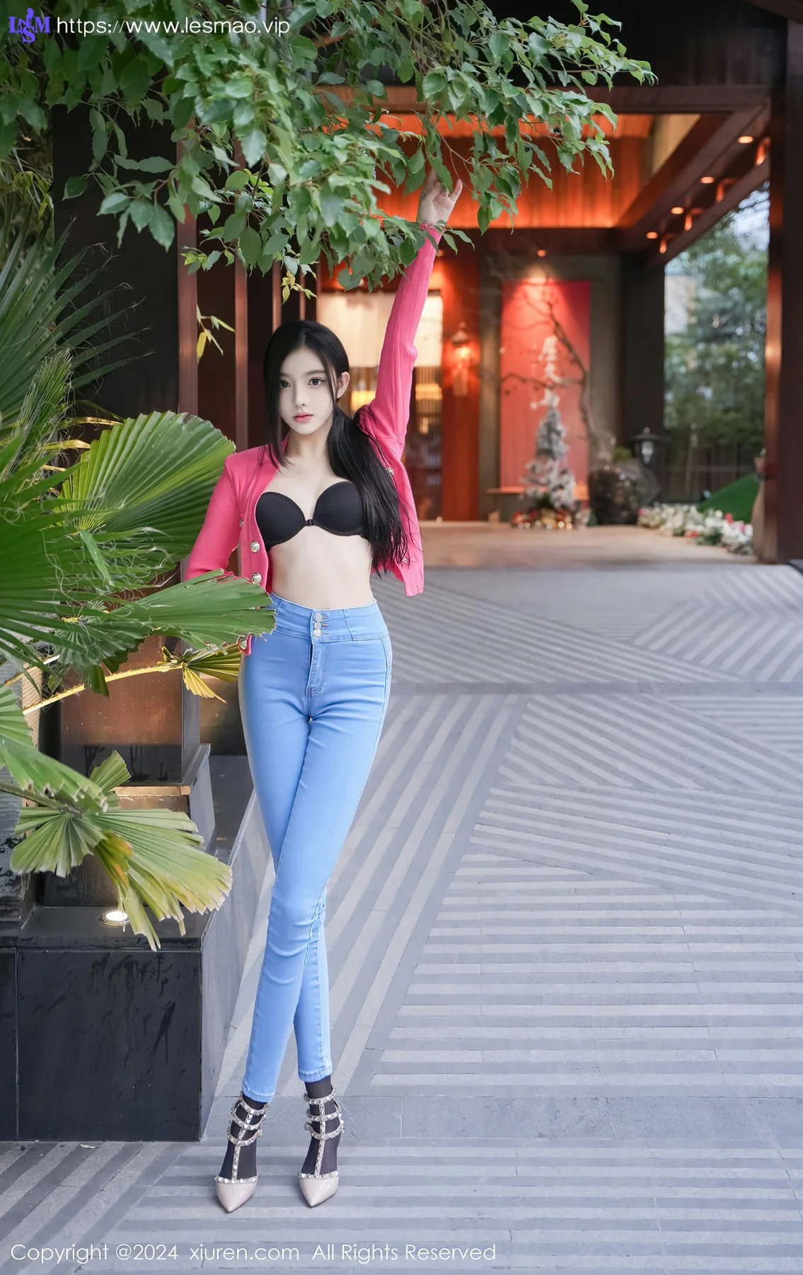 XiuRen 秀人 No.8091  龙雪儿 配简约牛仔裤性感写真1 - 8