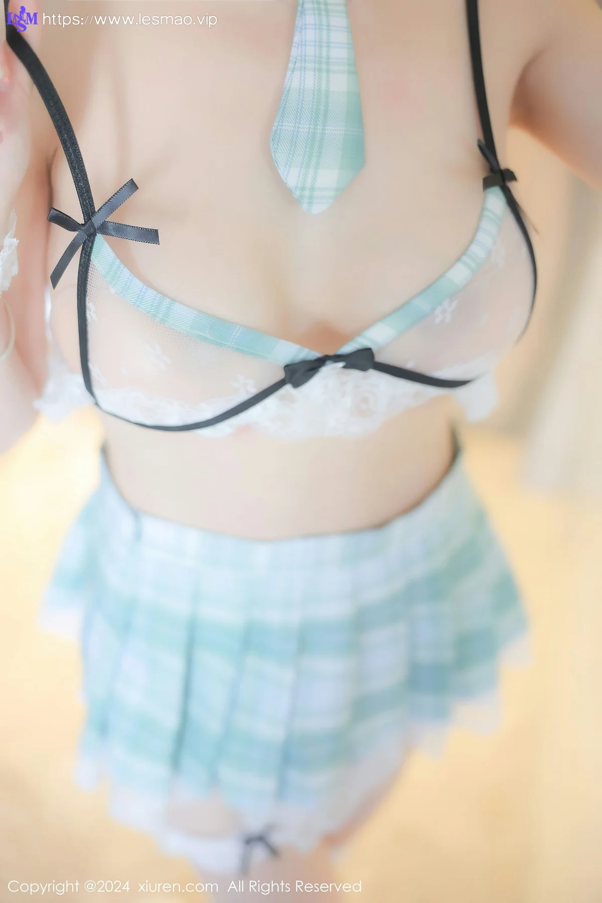 XiuRen 秀人 No.8108  林幼一 蓝白格子裙性感写真33 - 9