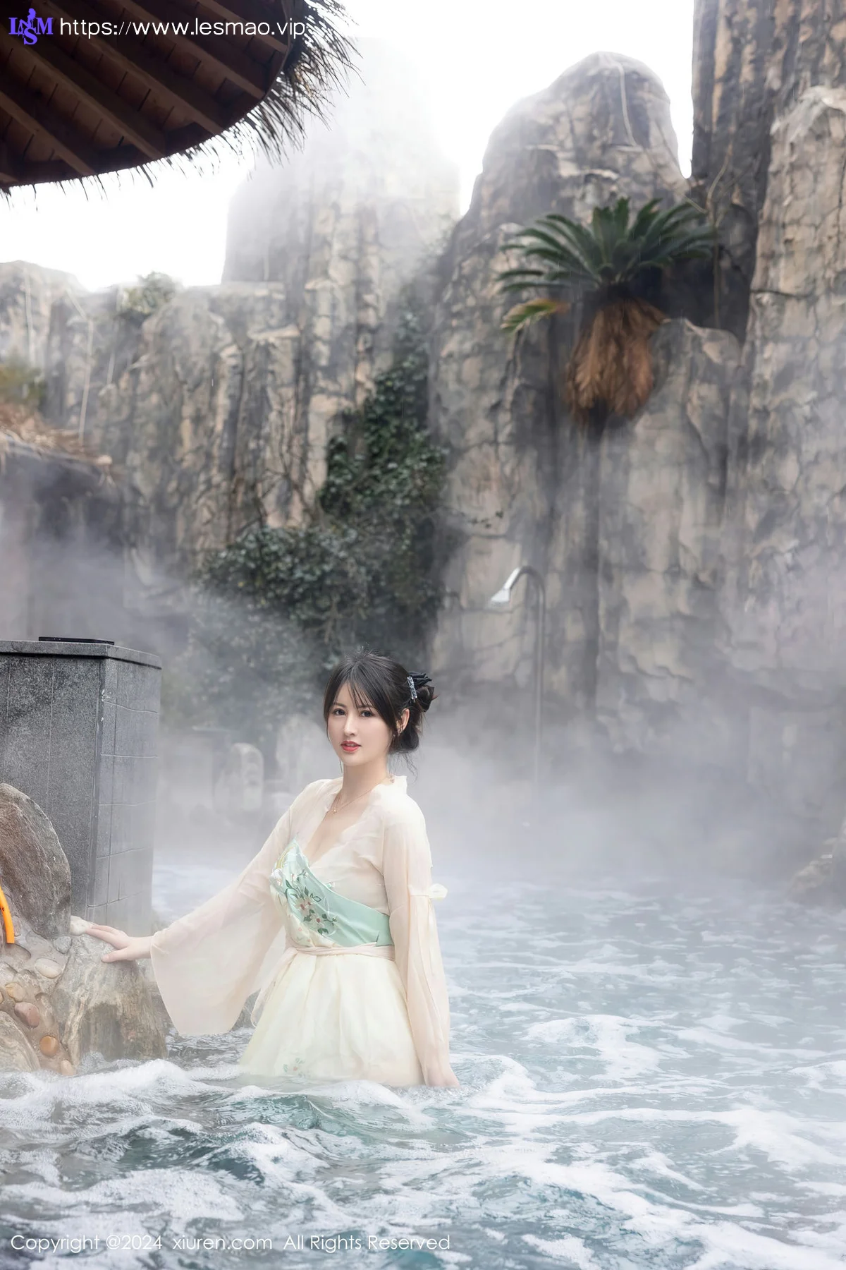 XiuRen 秀人 No.8128  诗诗kiki 温泉古装情趣服饰性感写真1 - 7