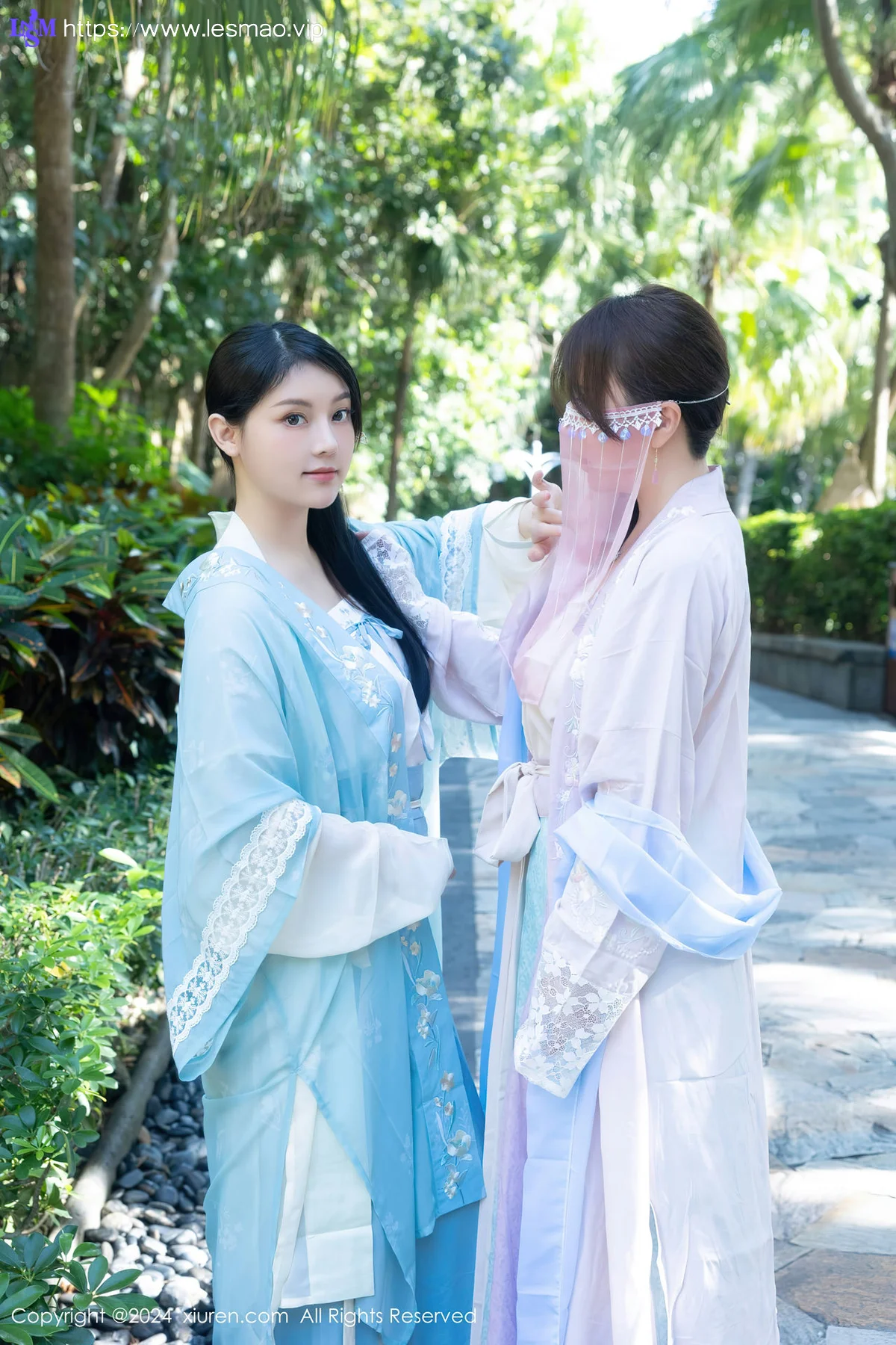 XiuRen 秀人 No.8137  豆瓣酱模特合集 古装性感穿搭写真 - 5