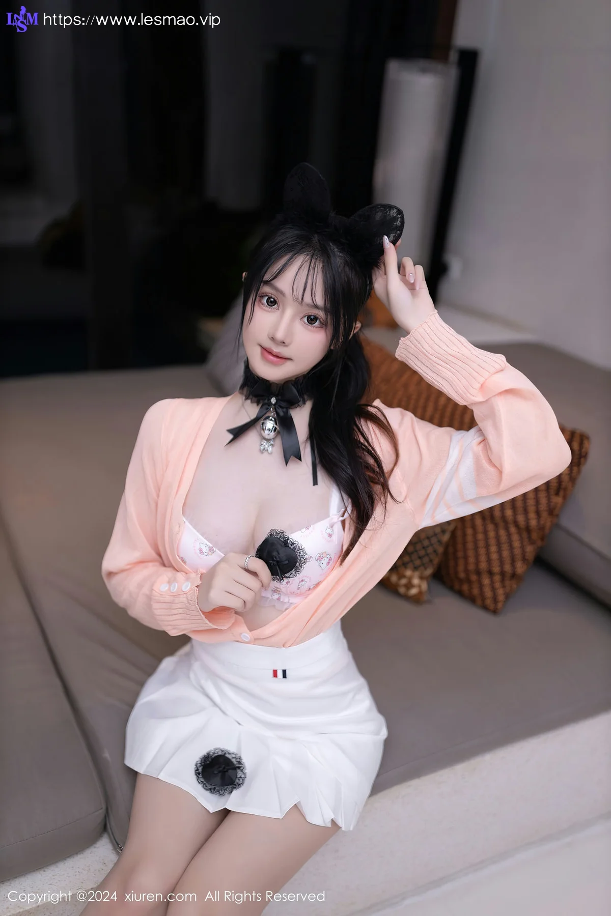 XiuRen 秀人 No.8138  幼幼 粉色上衣性感写真111 - 8
