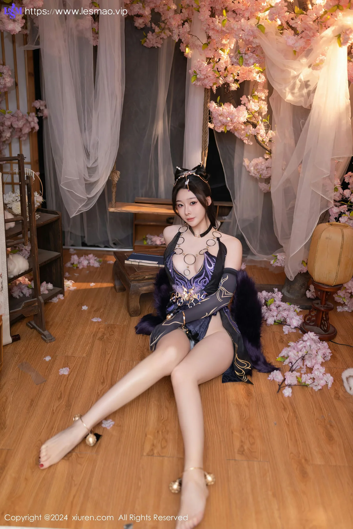 XiuRen 秀人 No.8232  小逗逗 紫色玉玲珑性感写真1 - 4