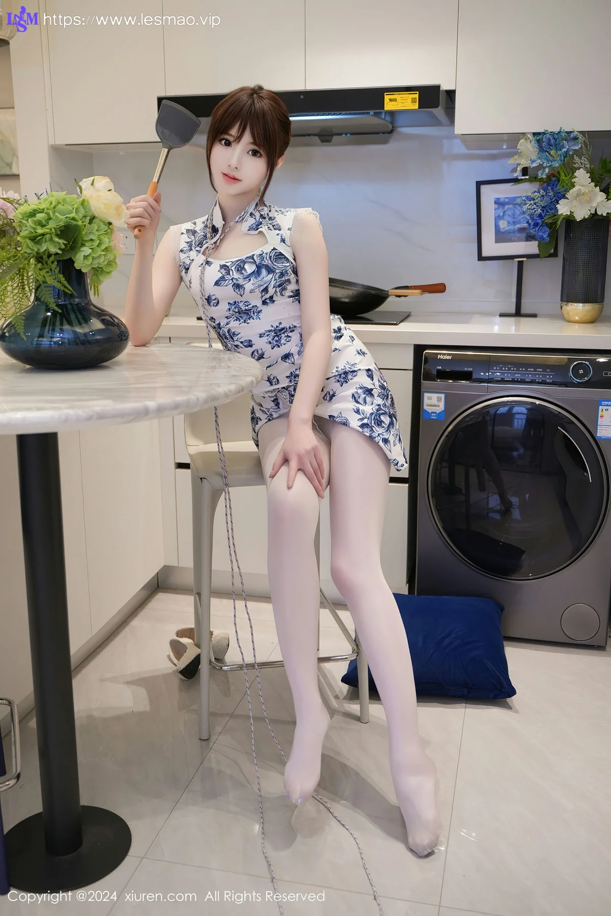 XiuRen 秀人 No.8255  梦灵儿Mini 青色轻透情趣旗袍性感写真1 - 6