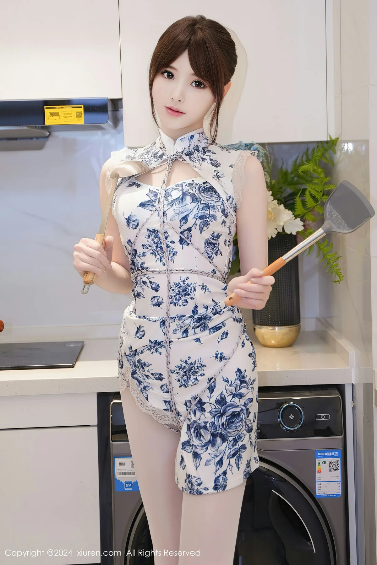 XiuRen 秀人 No.8255  梦灵儿Mini 青色轻透情趣旗袍性感写真1 - 10