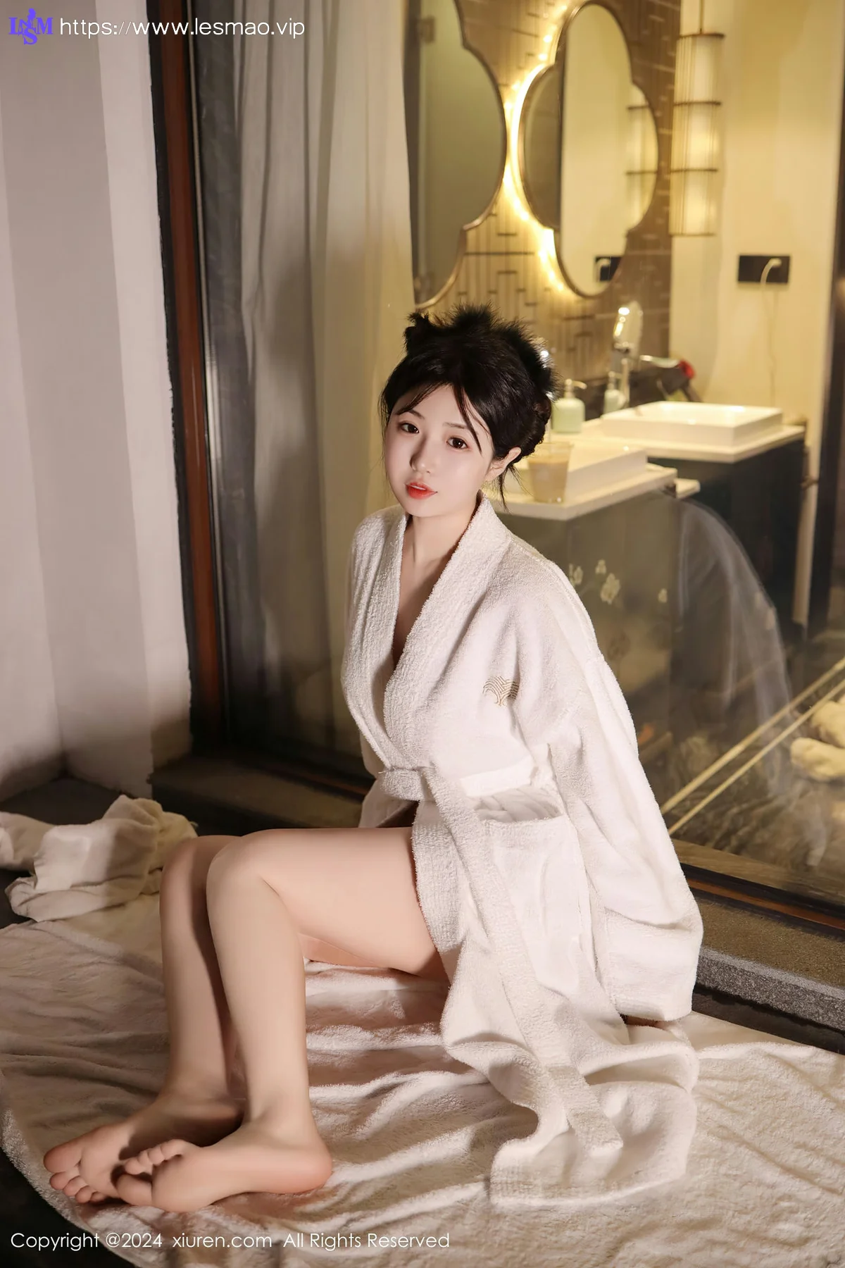 XiuRen 秀人 No.8263  陈小花 SPA场景拍摄性感写真111 - 1