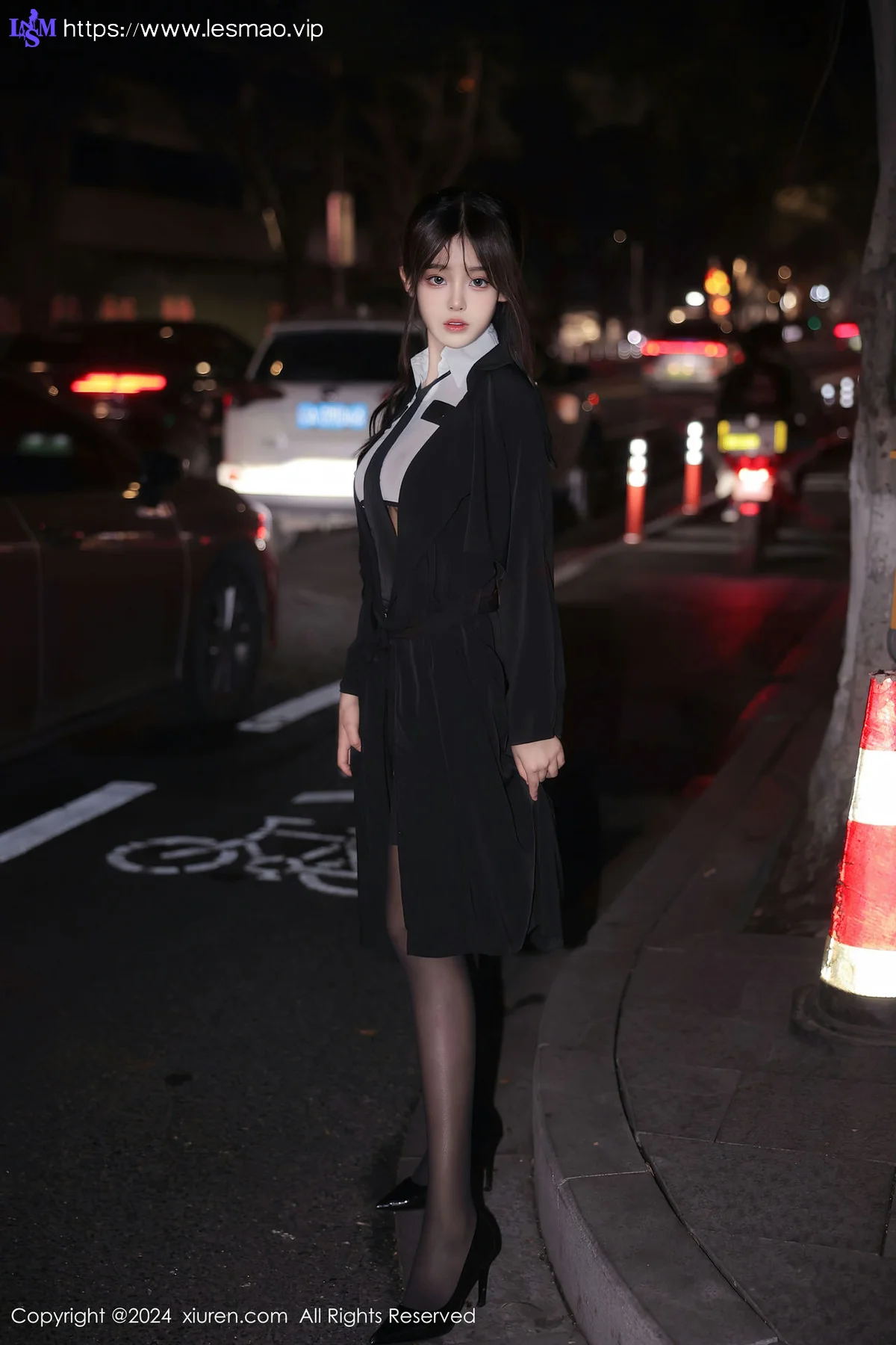 XiuRen 秀人 No.8265  王心悦首套写真 制服诱惑11 - 4