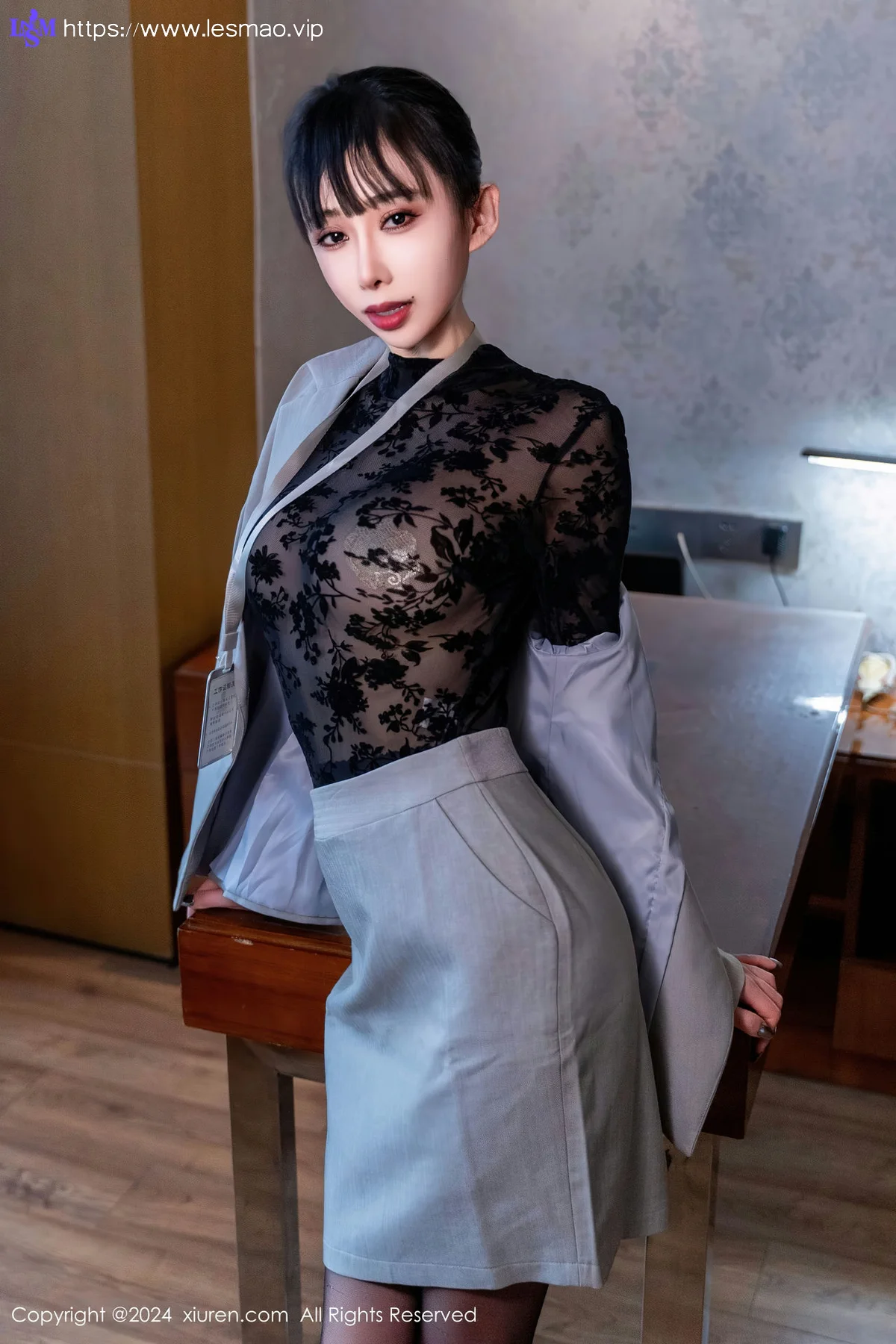XiuRen 秀人 No.8290  宝宝甜 第一弹酒后微醺首套写真3 - 2