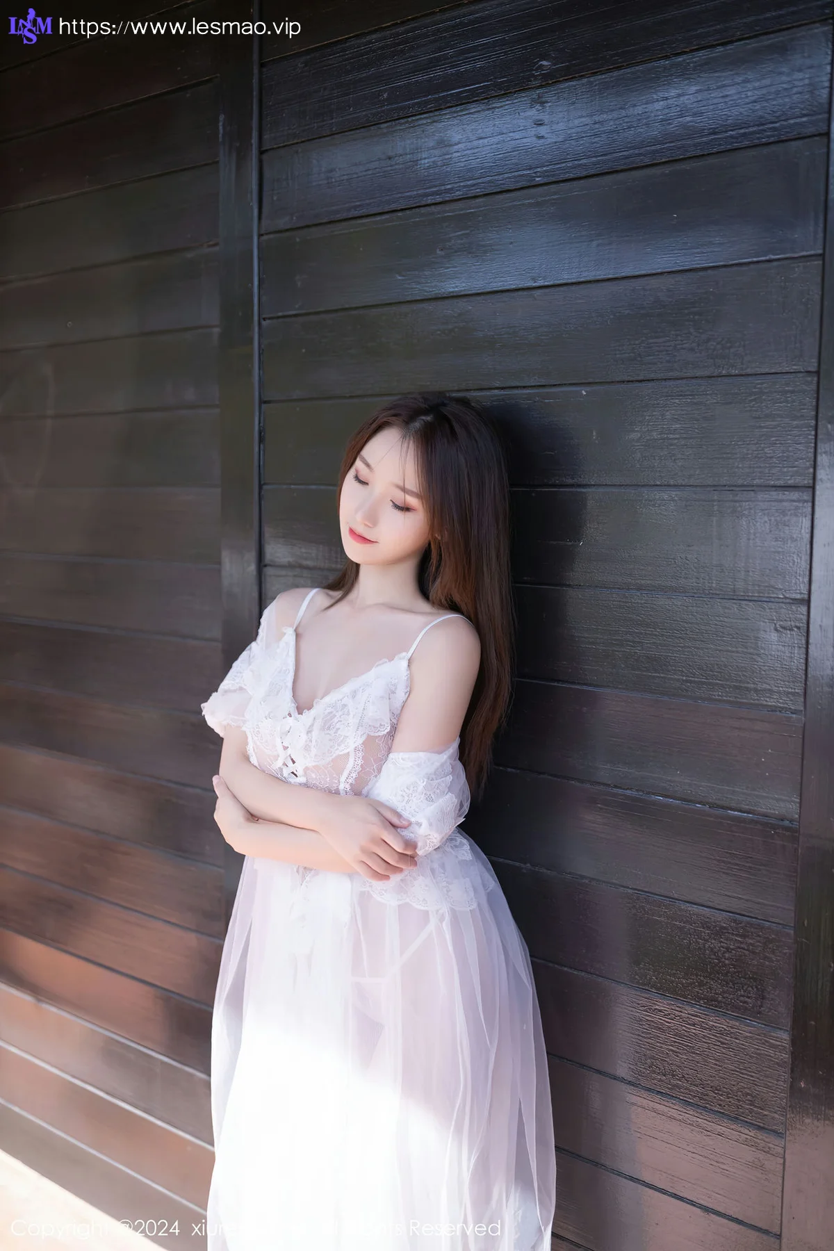 XiuRen 秀人 No.8302 杏子Yada 白色薄纱长裙性感写真3 - 8