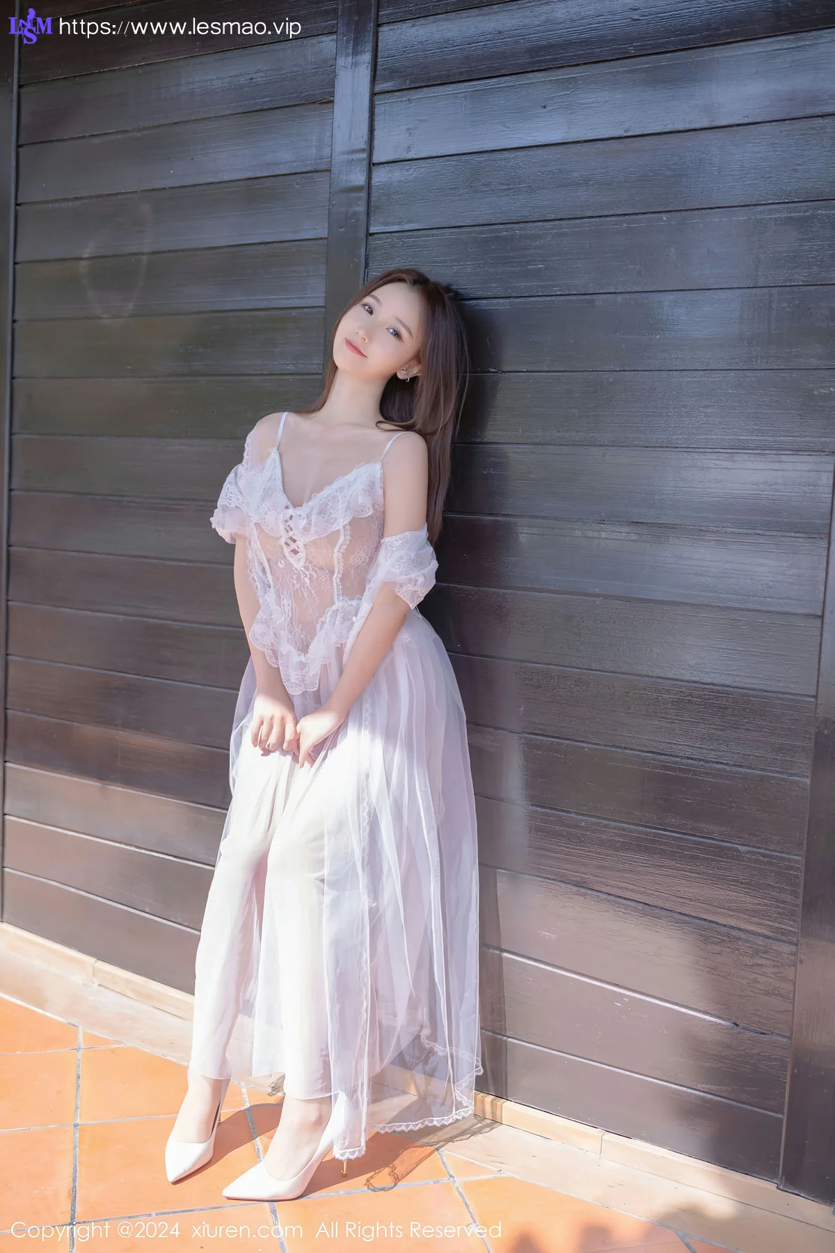 XiuRen 秀人 No.8302 杏子Yada 白色薄纱长裙性感写真3 - 9
