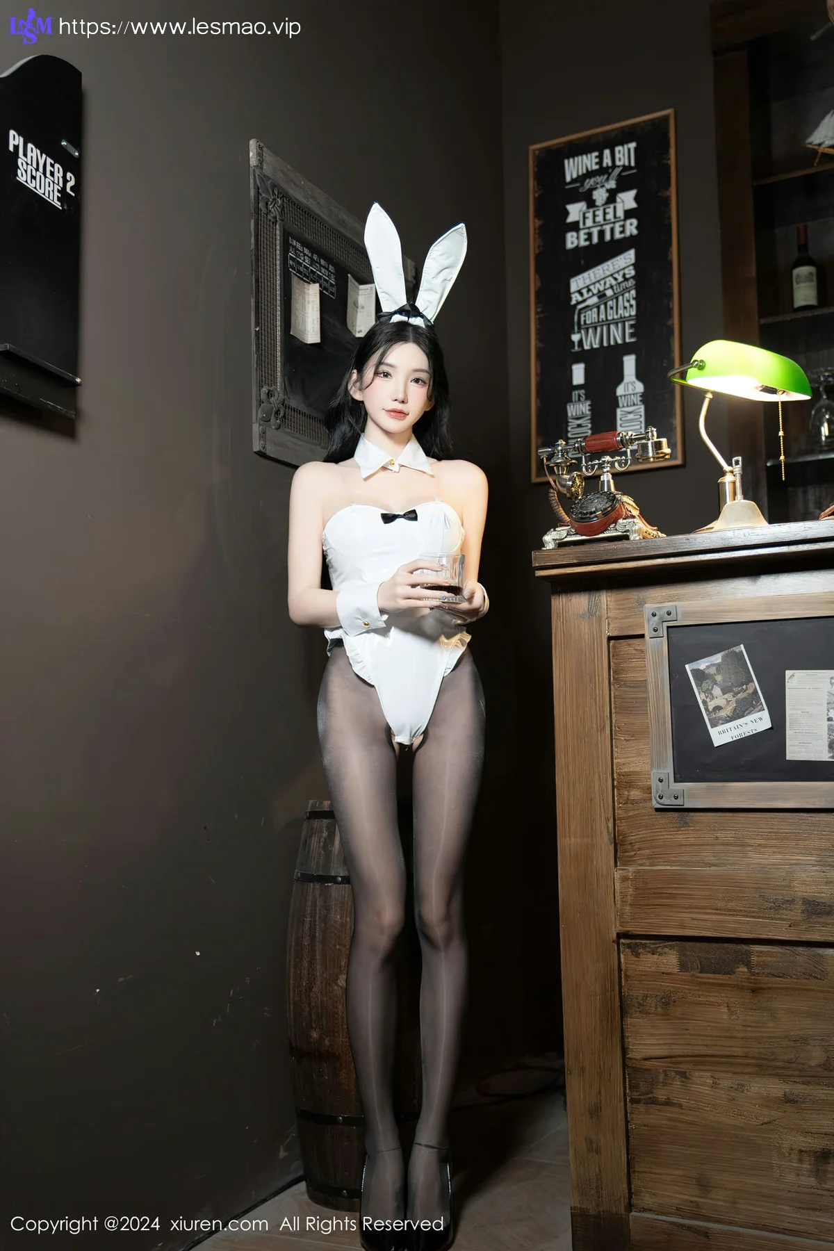 XiuRen 秀人 No.8318 周于希Sally  主题《赌约“赢家进洞”》二月三亚长白山旅拍1 - 10