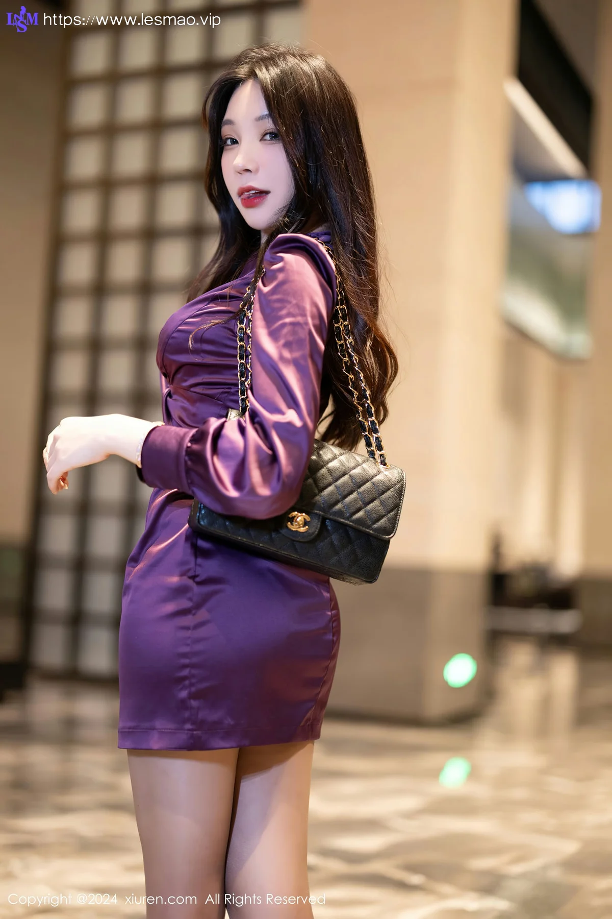 XiuRen 秀人 No.8342 徐莉芝Booty 黑色网袜性感写真1 - 7