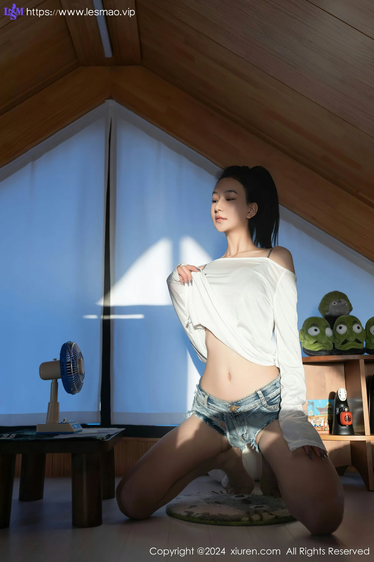 XiuRen 秀人 No.8345 熊小诺 玉背白色服饰性感写真1 - 7