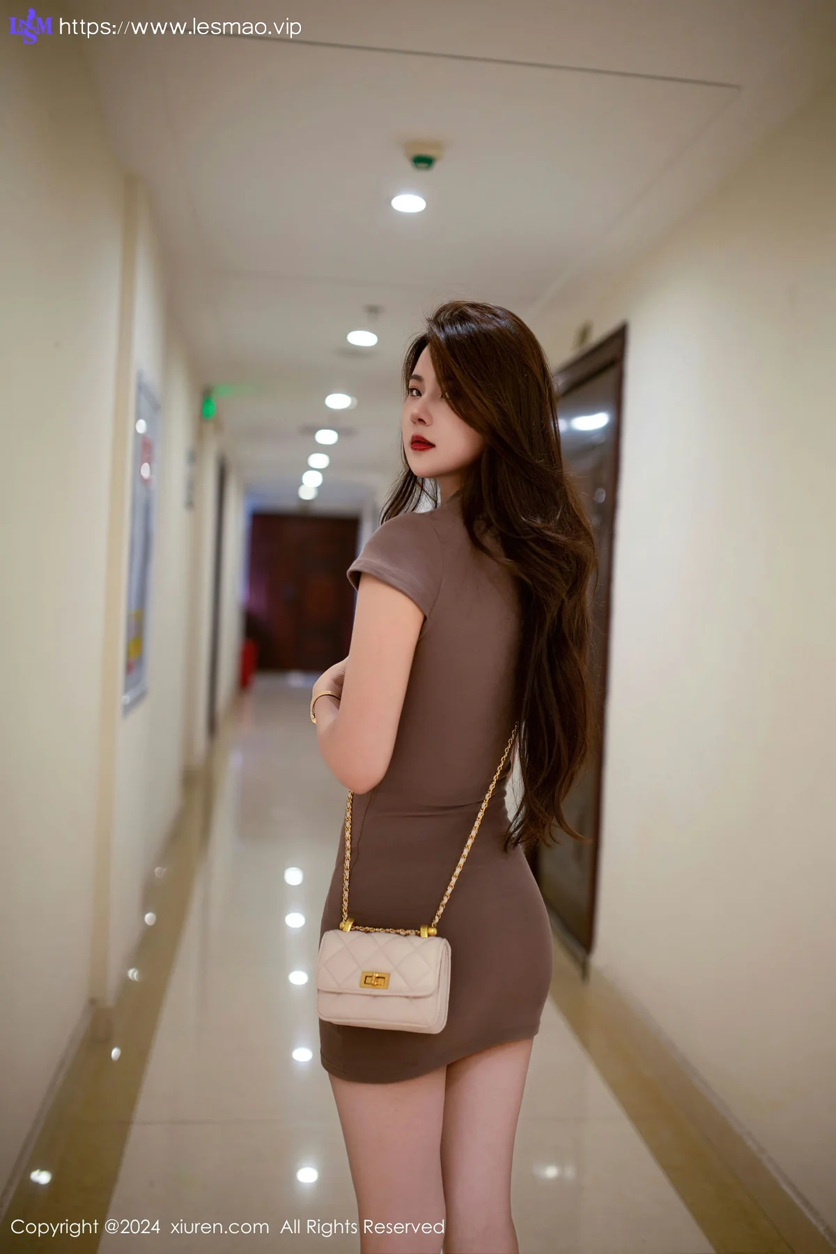 XiuRen 秀人 No.8359 仙女爱自由 连衣短裙性感写真3 - 6
