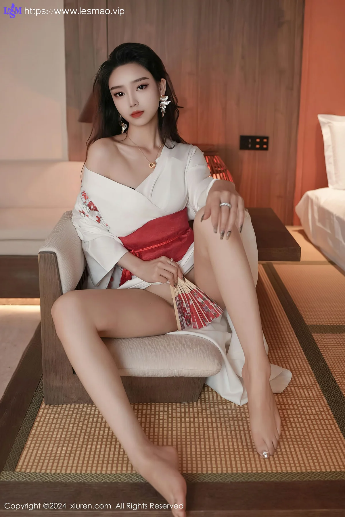 XiuRen 秀人 No.8367 苏曼兮 丰腴美臀性感写真33 - 9