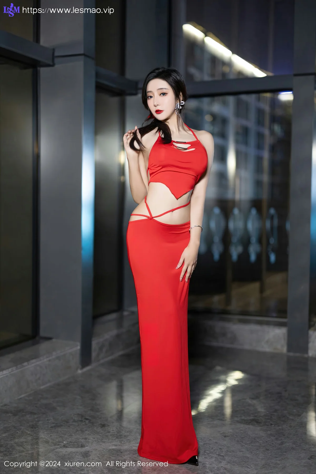 XiuRen 秀人 No.8378 王馨瑶yanni 杏色轻透连衣裙哈尔滨旅拍1 - 9