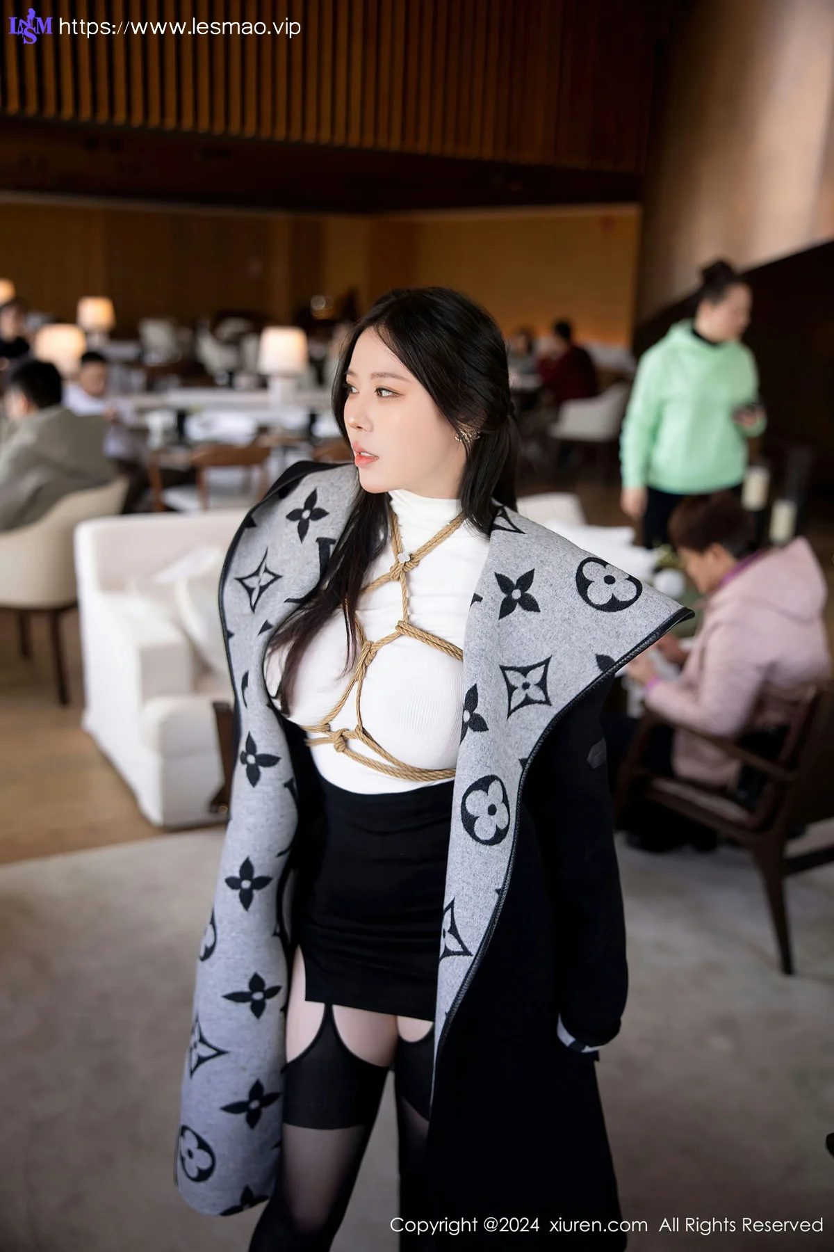 XiuRen 秀人 No.8390 白茹雪 白色轻透上衣性感写真111 - 4