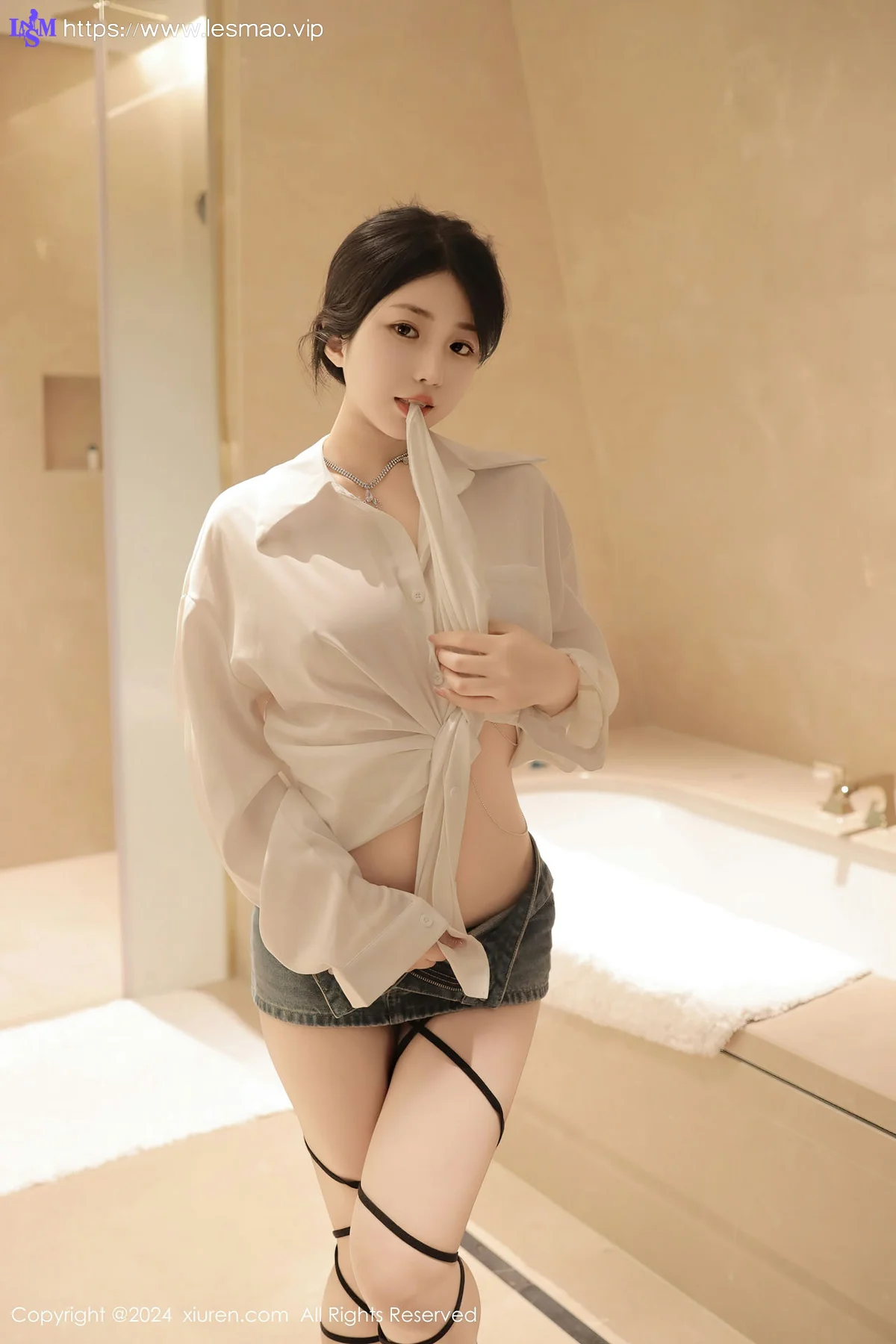 XiuRen 秀人 No.8400 陈小花 白色轻透上衣性感写真11 - 6