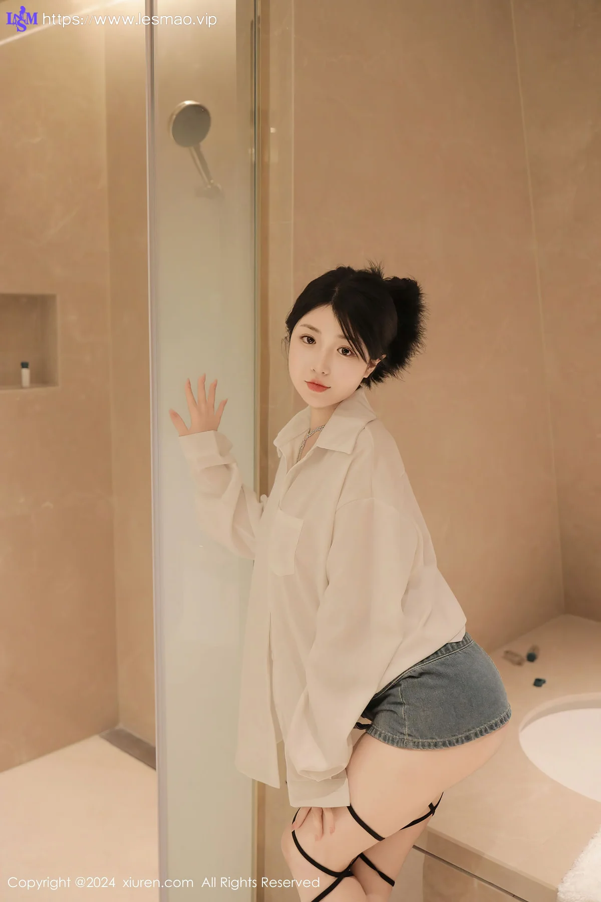 XiuRen 秀人 No.8400 陈小花 白色轻透上衣性感写真11 - 8