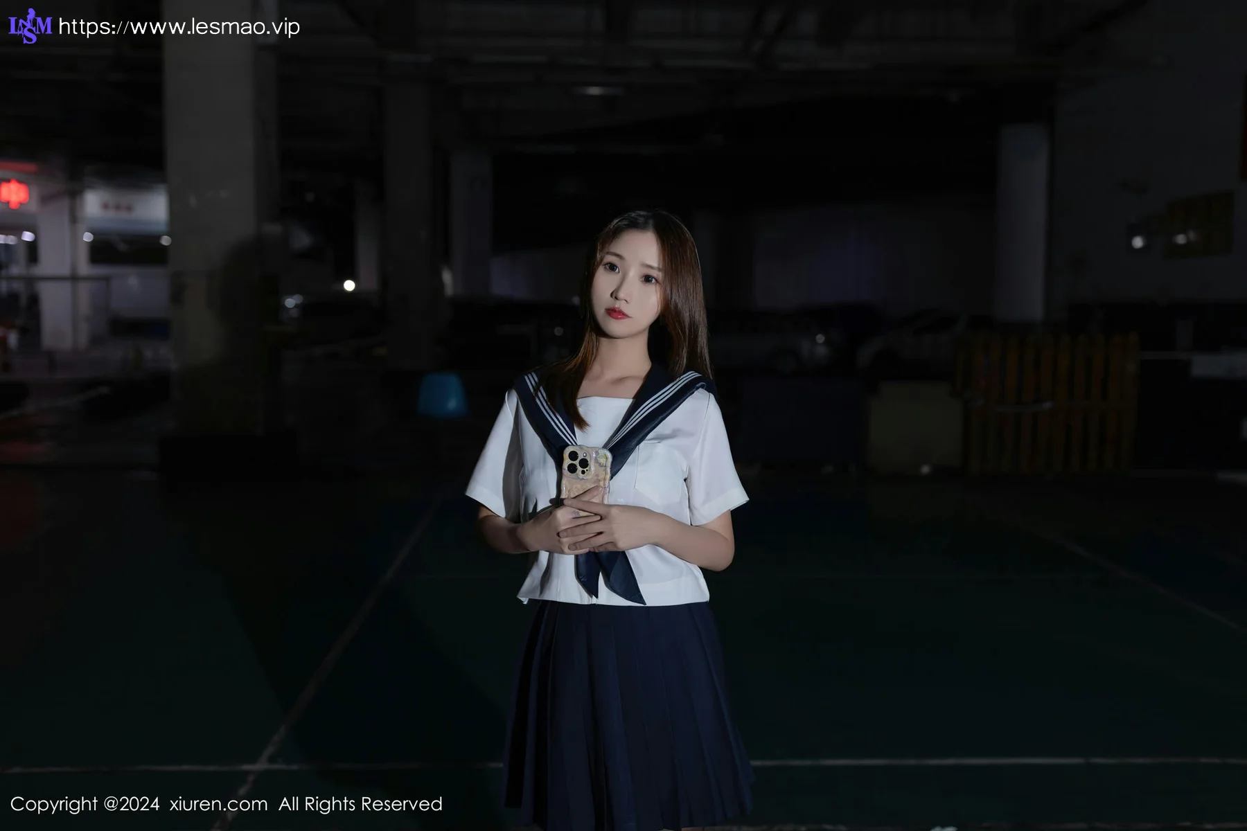 XiuRen 秀人 No.8443 杏子Yada 天台捆绑主题拍摄性感写真 - 1