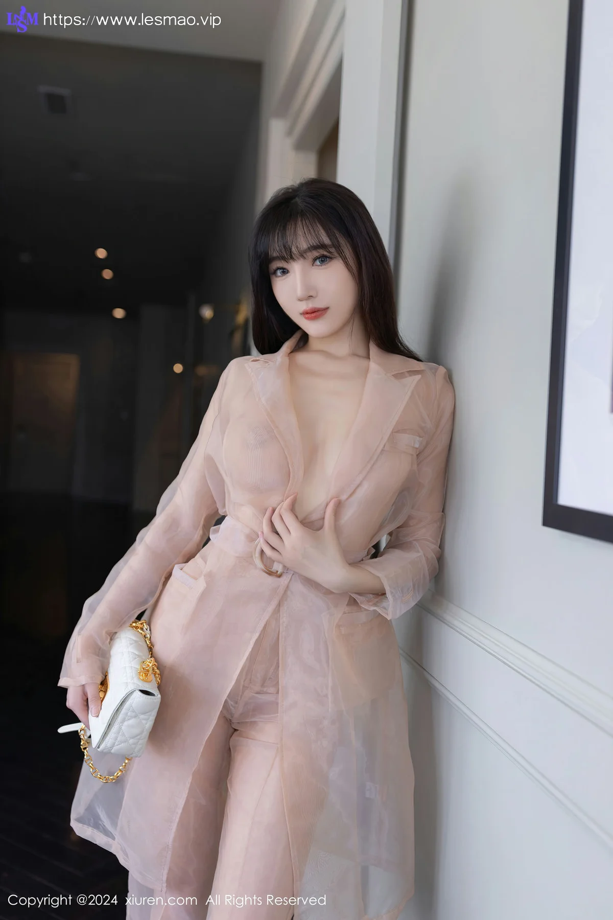 XiuRen 秀人 No.8509 陆萱萱 浅粉色透视西装性感写真11 - 8