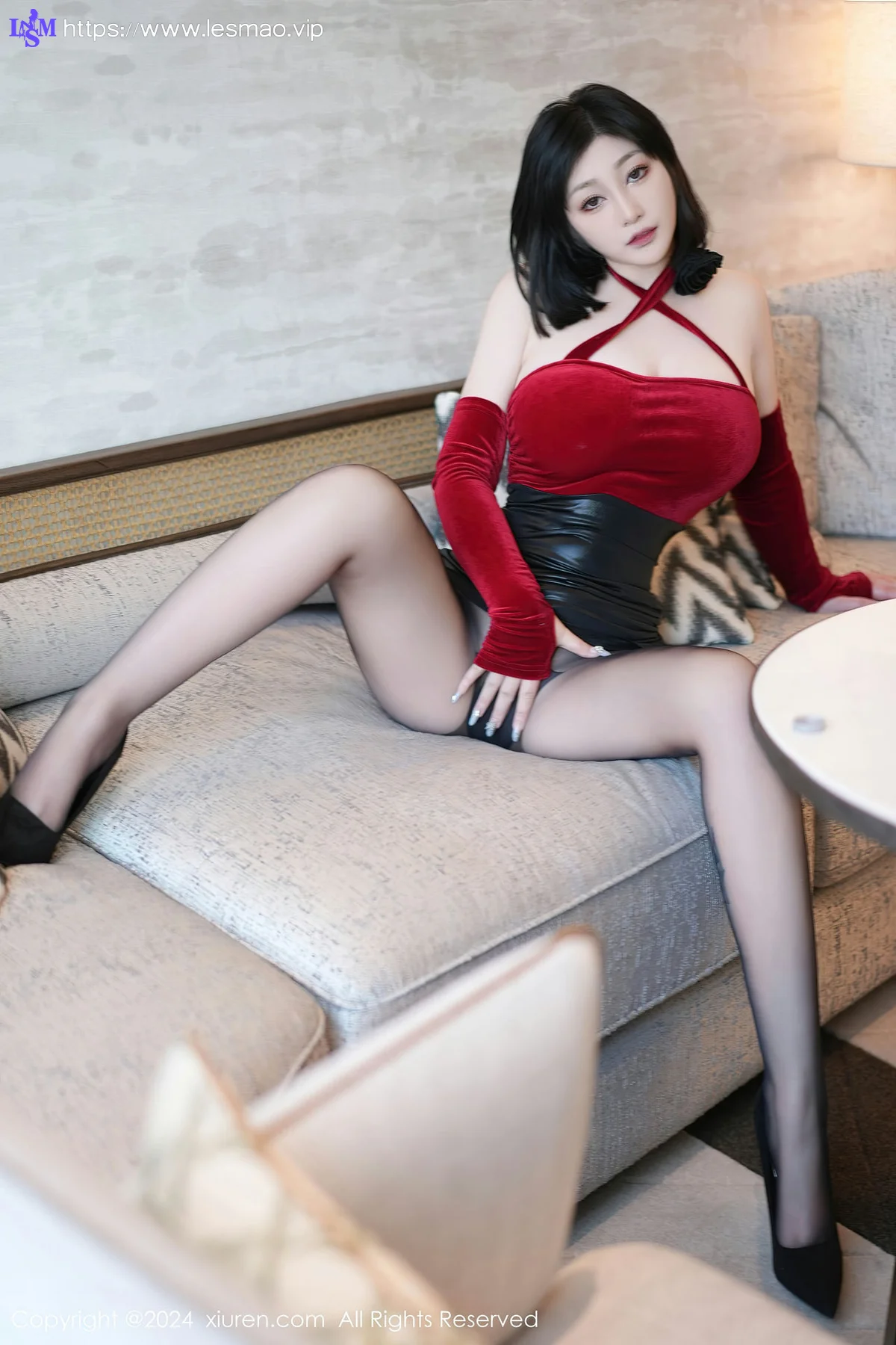 XiuRen 秀人 No.8593 妲己_Toxic 雪峰美臀韩国心愿旅拍写真3 - 6