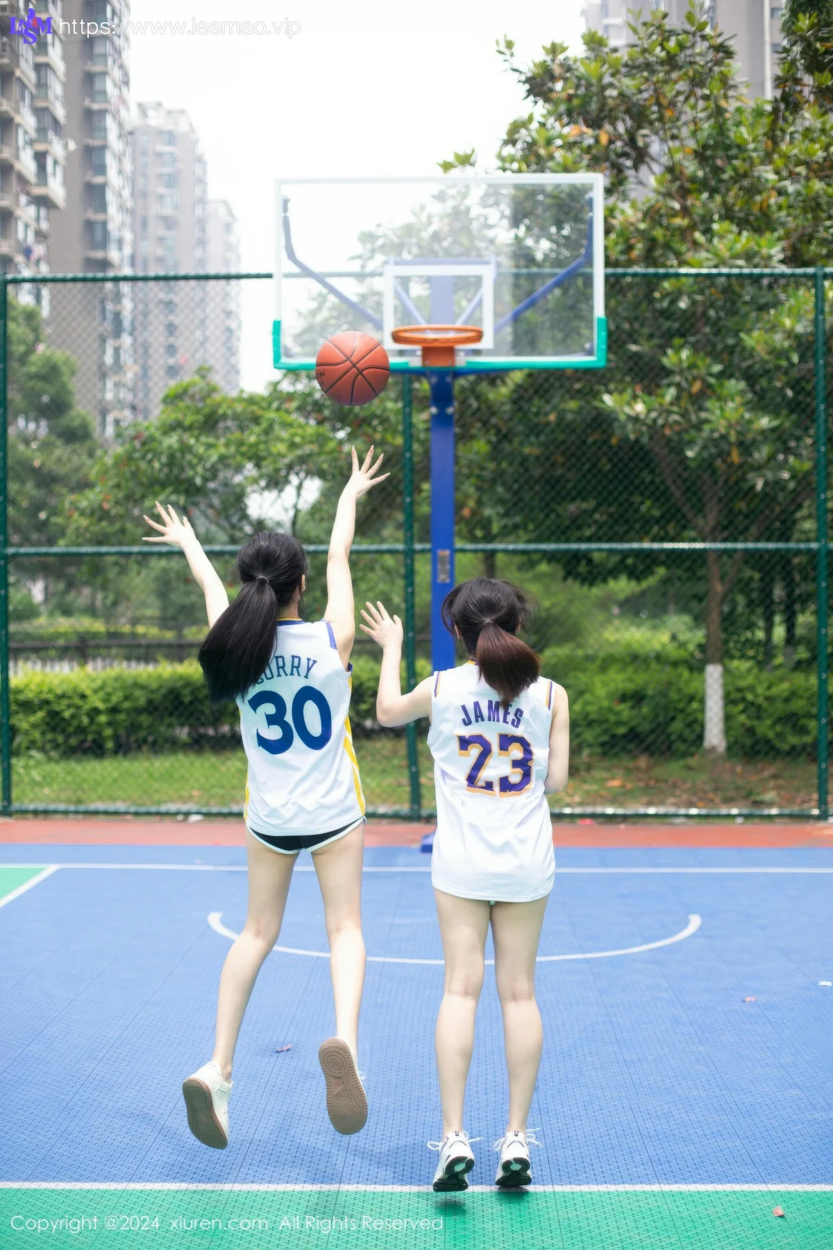 XiuRen 秀人 No.8744 豆瓣酱 蓝球场景互动拍摄性感写真111 - 9