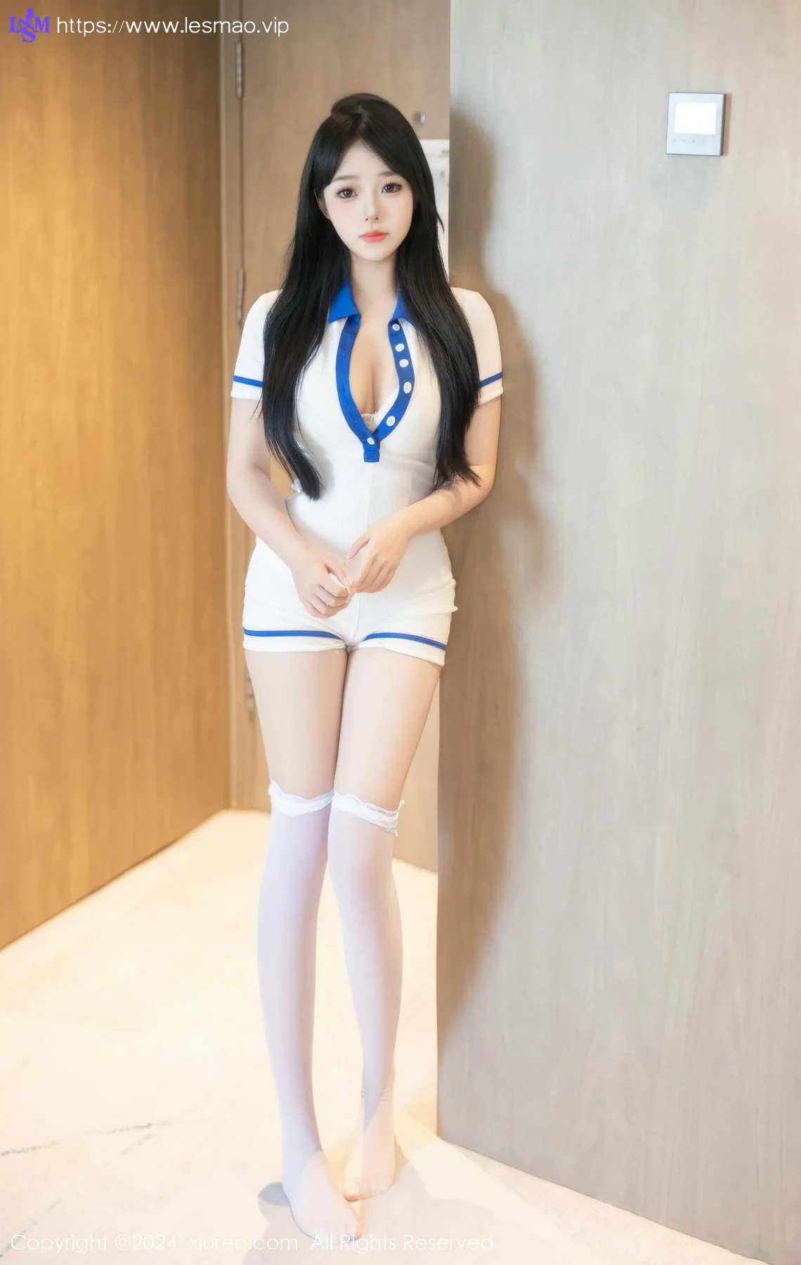 XiuRen 秀人 No.9056 黎秋秋 白色情趣学妹性感写真 - 1